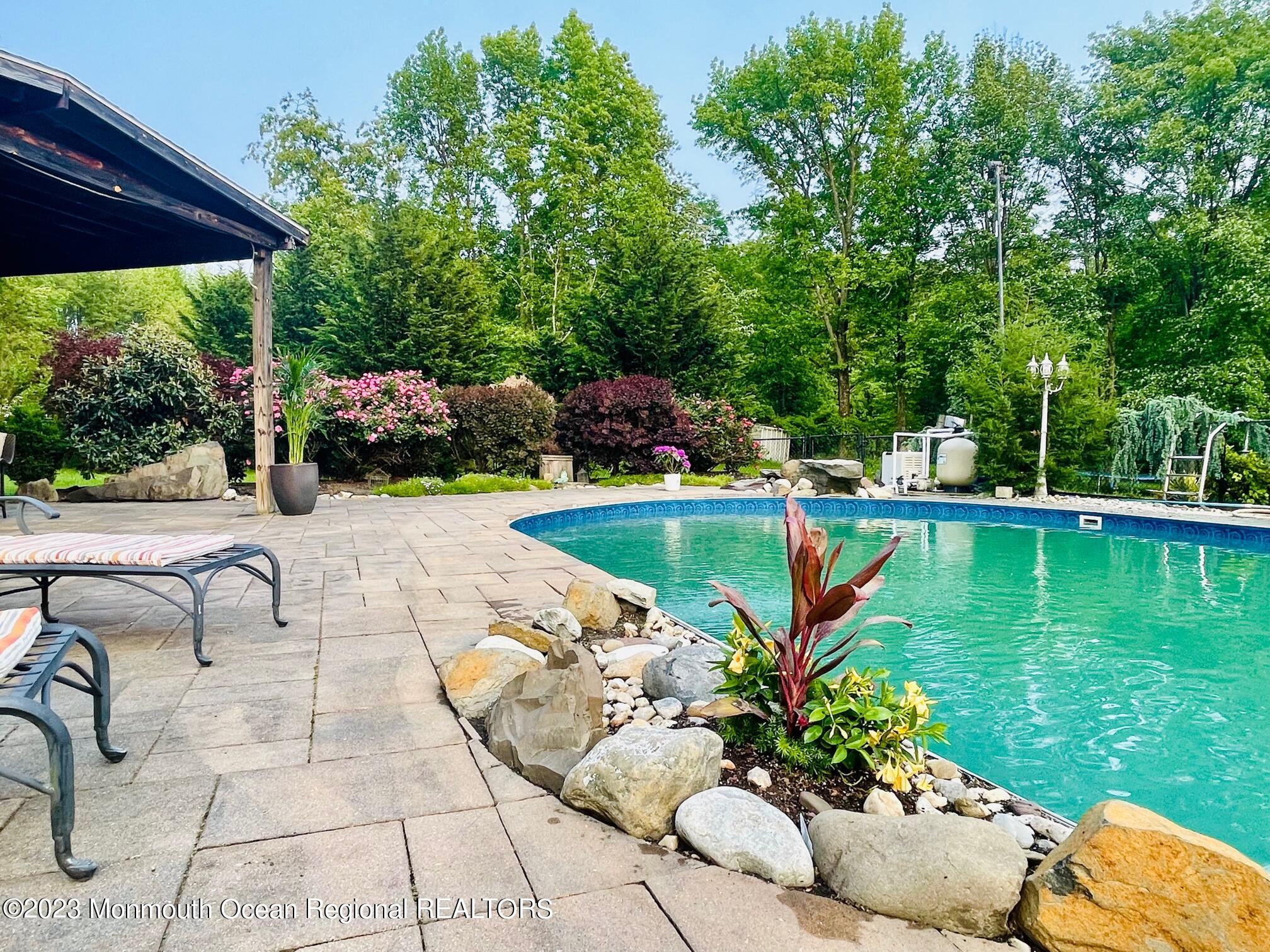 387 Schoolhouse Road