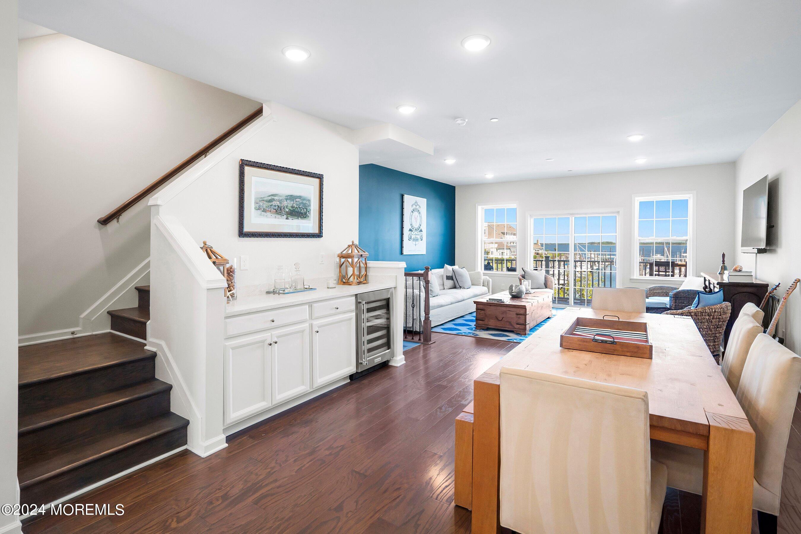 4 Halfmoon Court, 904
