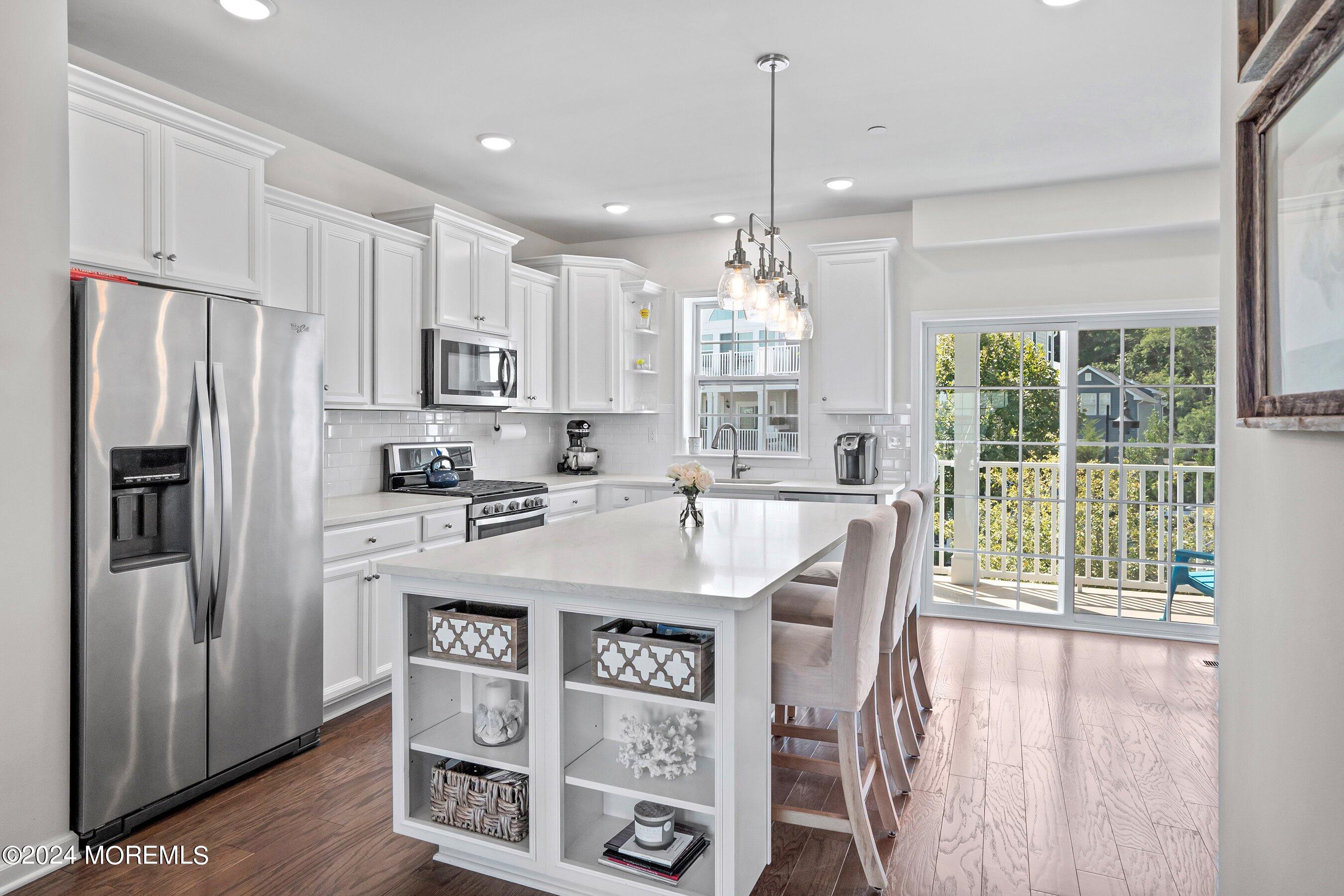 4 Halfmoon Court, 904