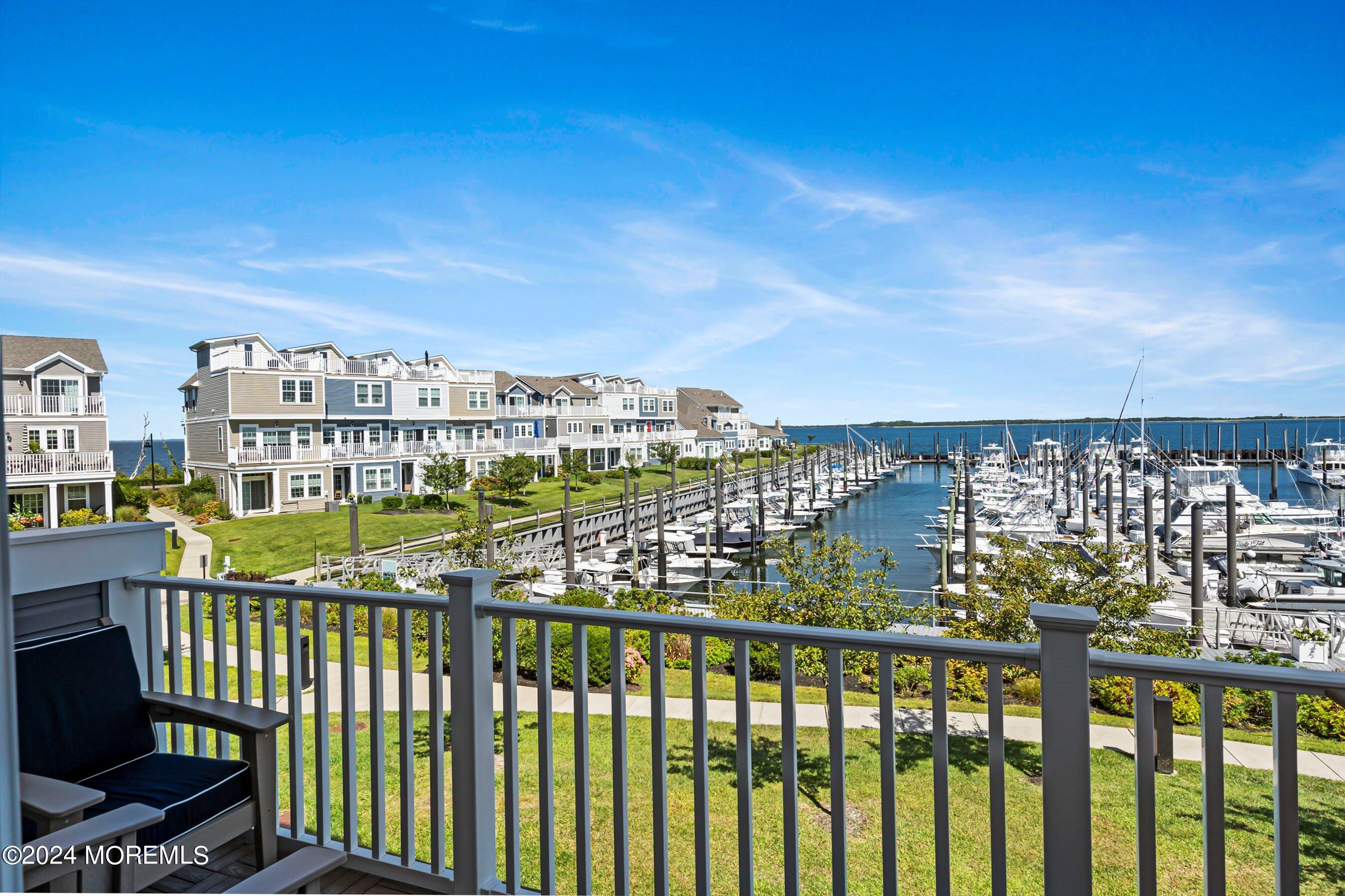 4 Halfmoon Court, 904