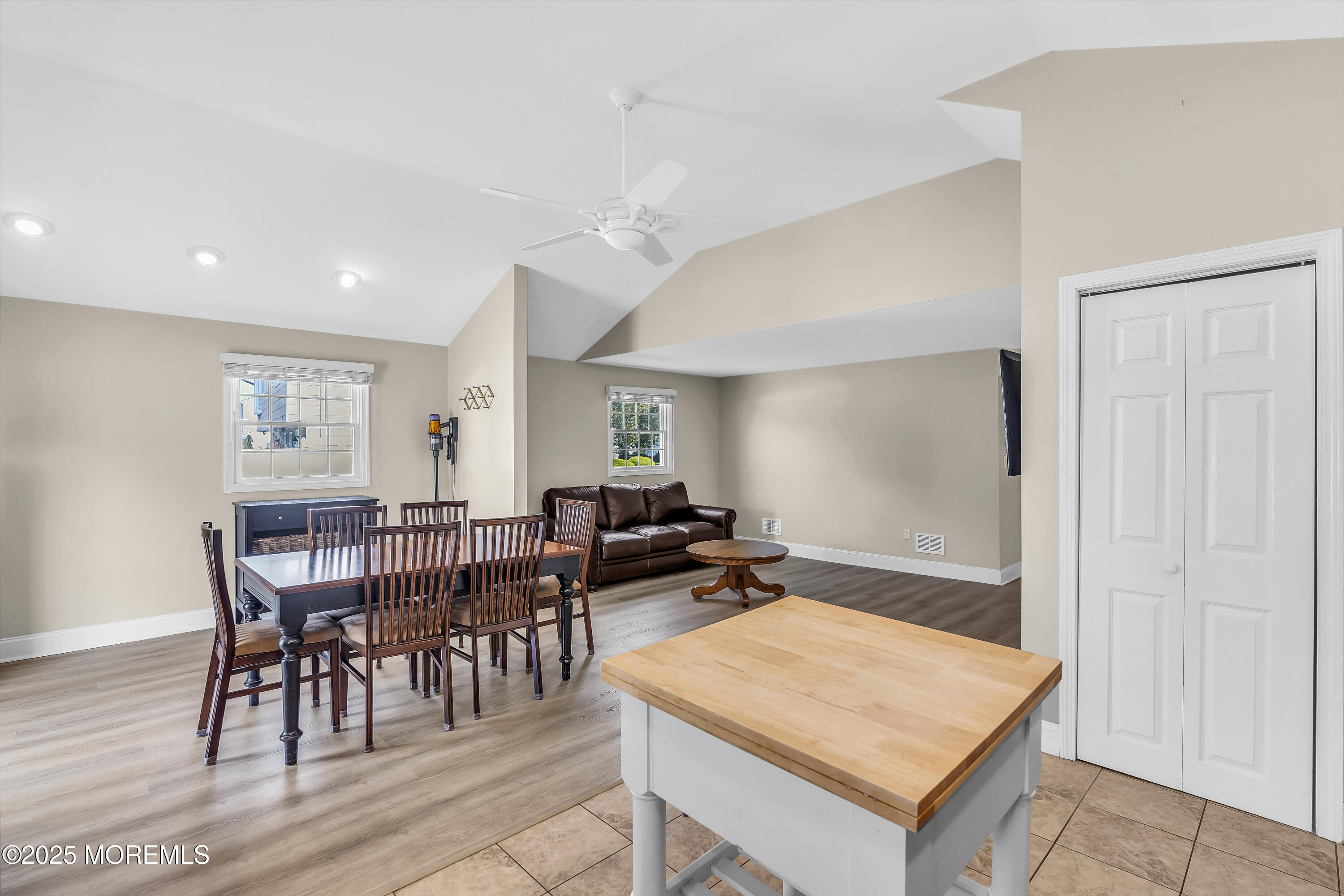 17 Yorktowne Drive