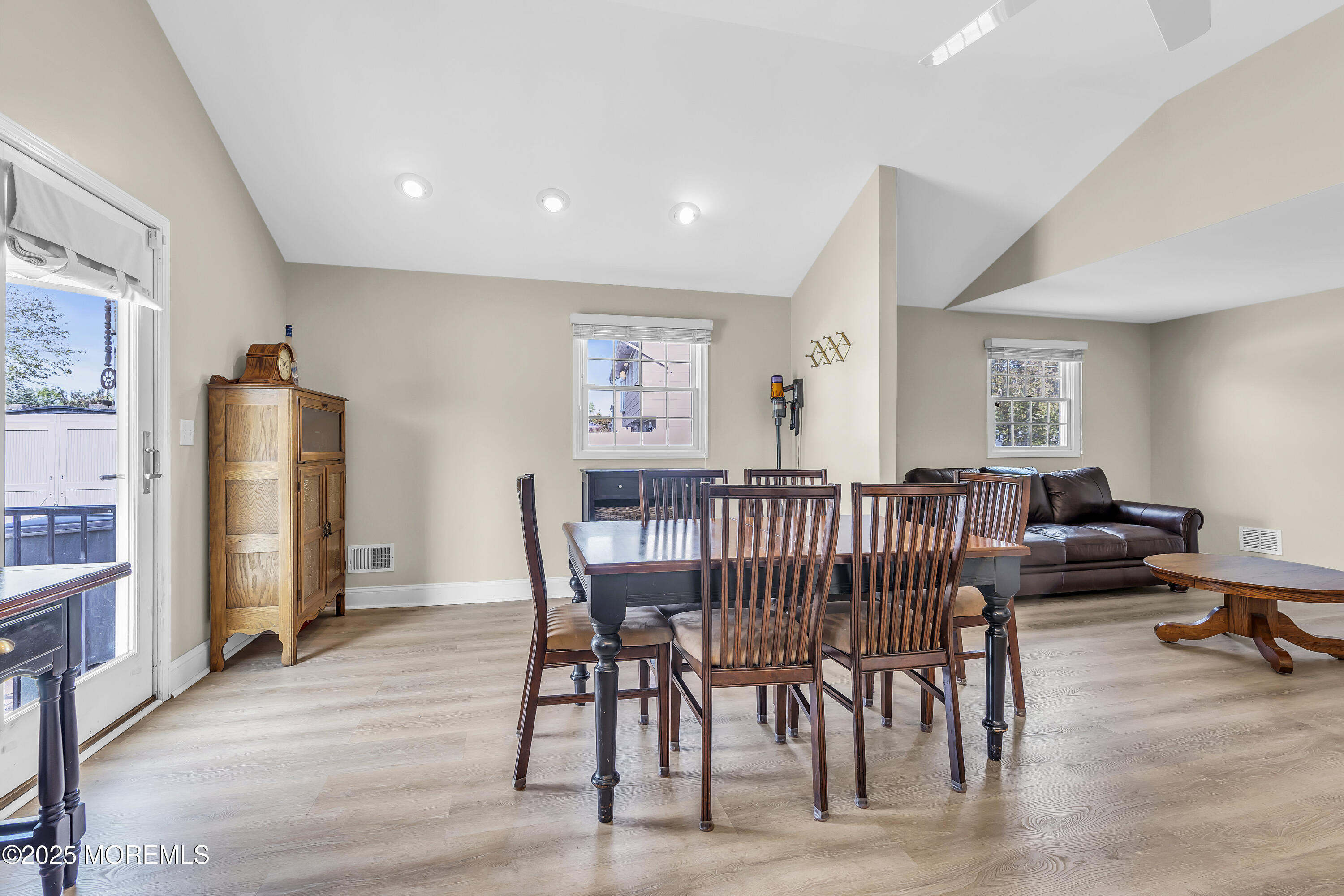 17 Yorktowne Drive
