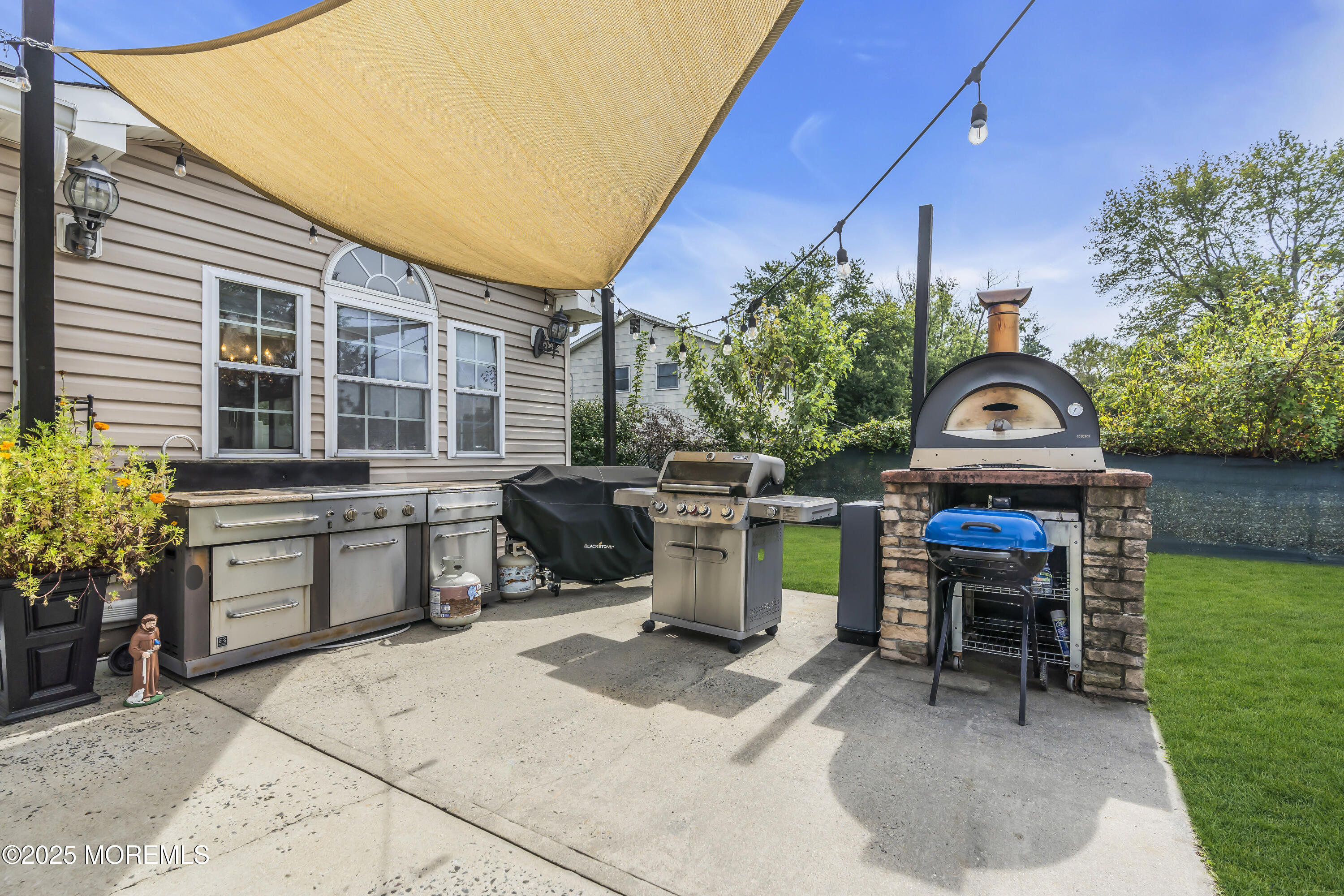 17 Yorktowne Drive