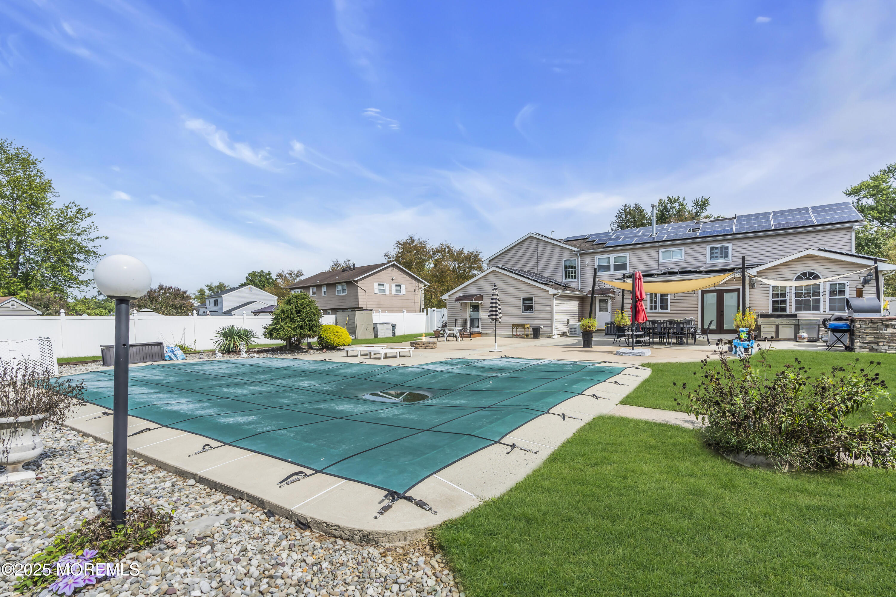 17 Yorktowne Drive