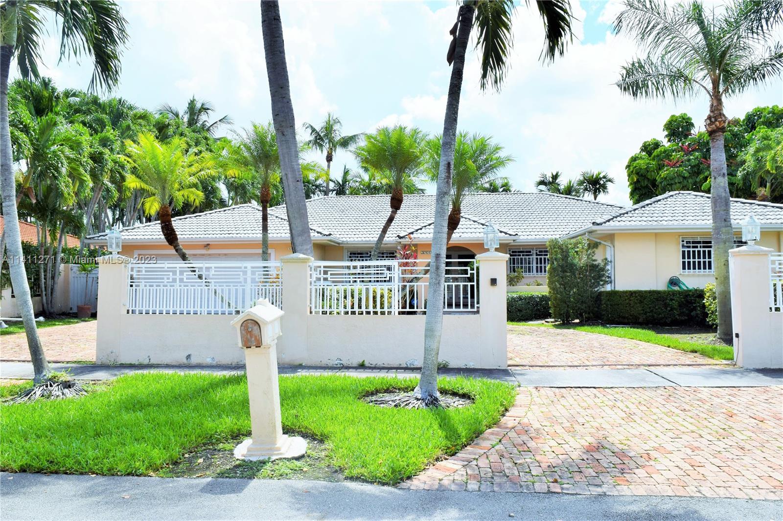 3581 SW 141st Ave Unit: 0