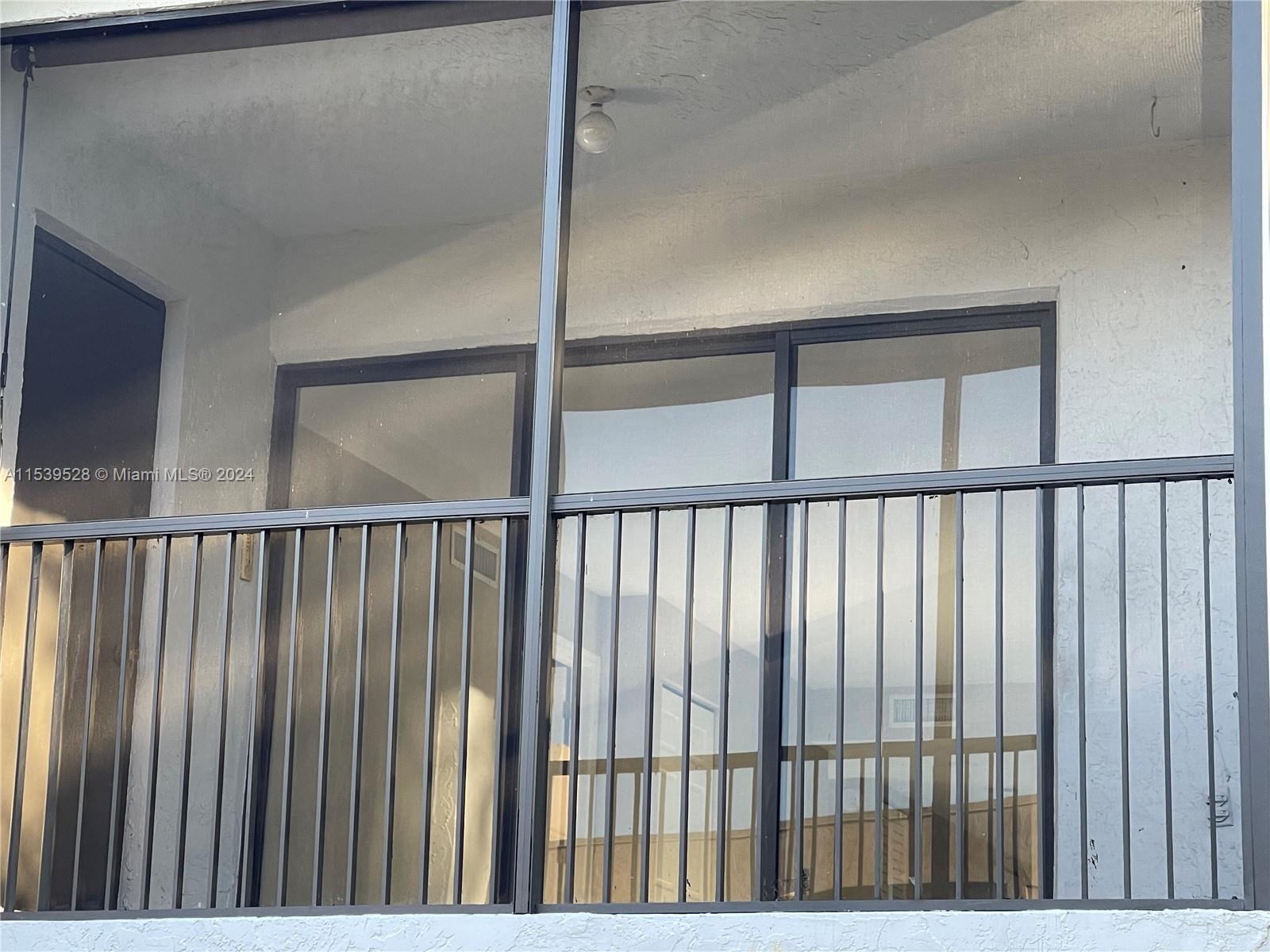 304 Racquet Club Rd # 201