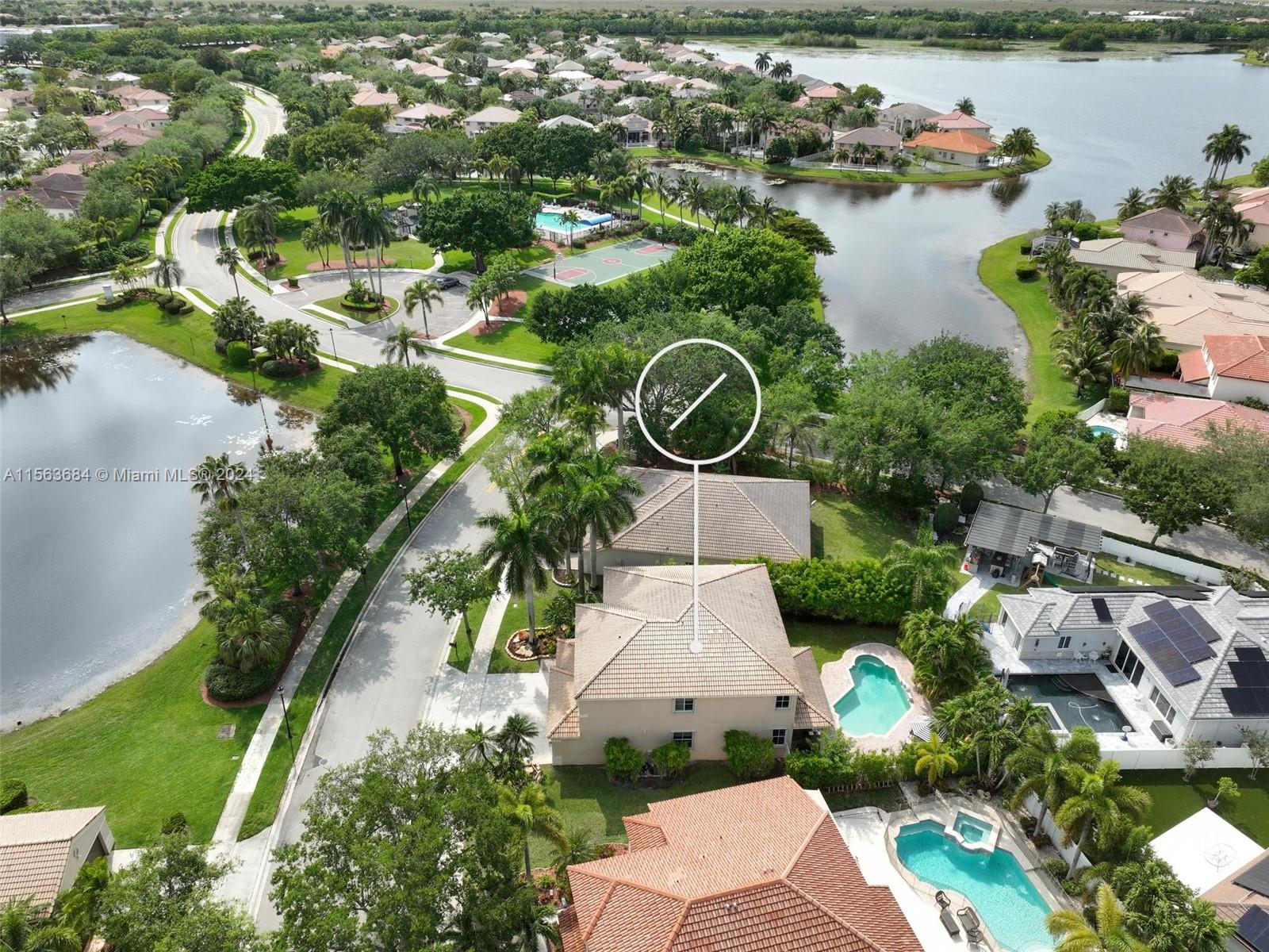 1005 Fairfield Meadows Dr