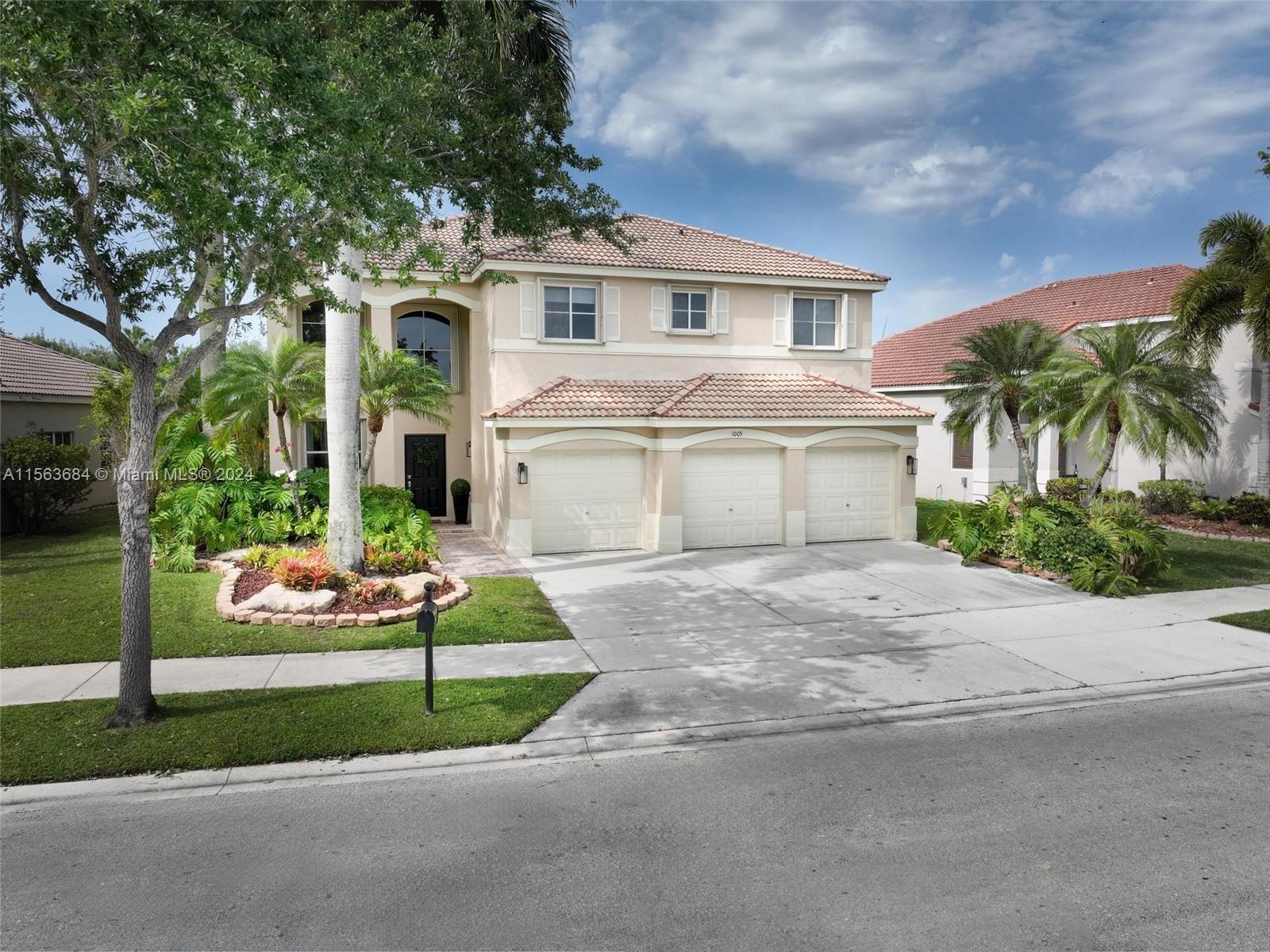 1005 Fairfield Meadows Dr