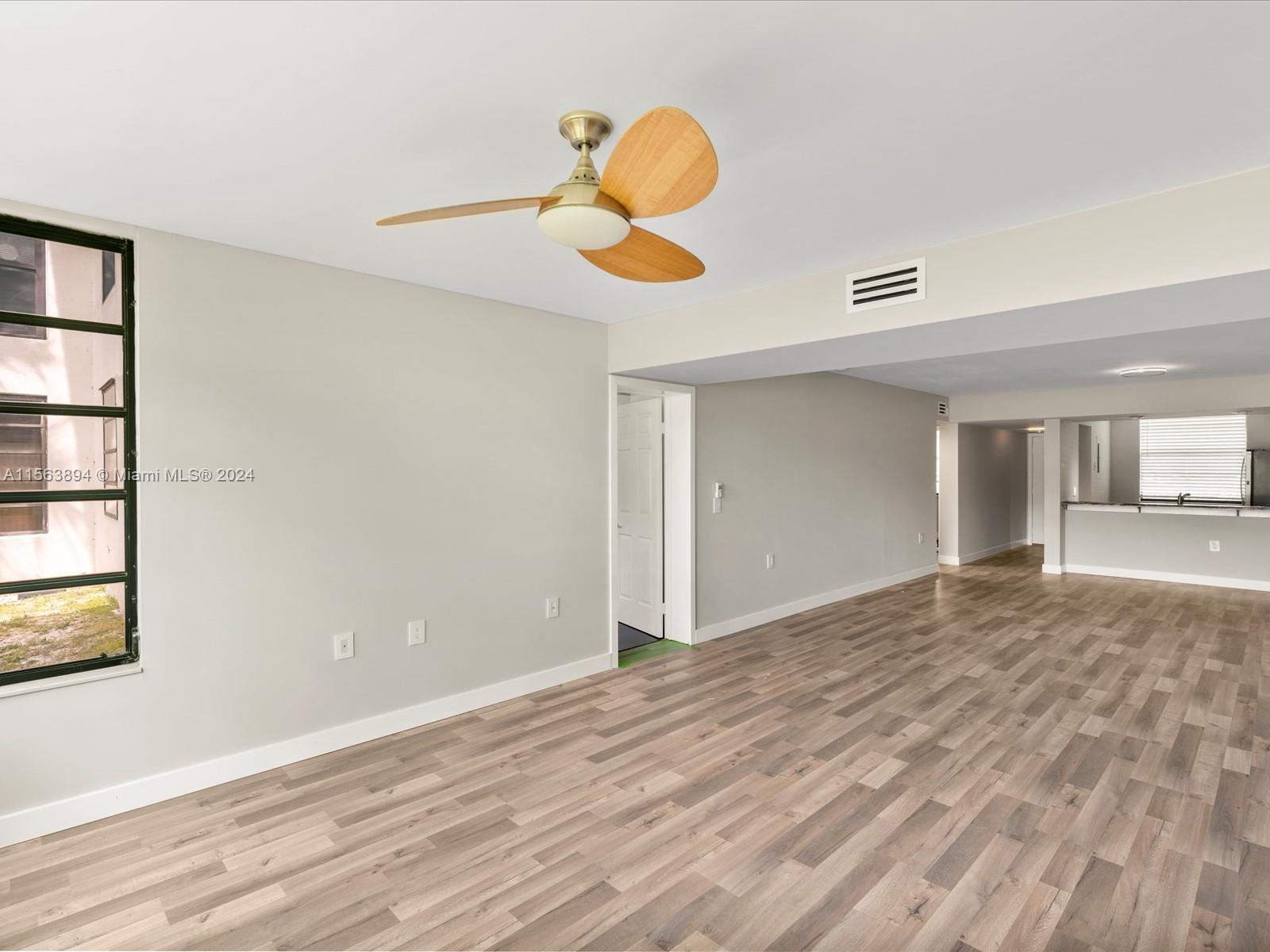 1709 Whitehall Dr # 102