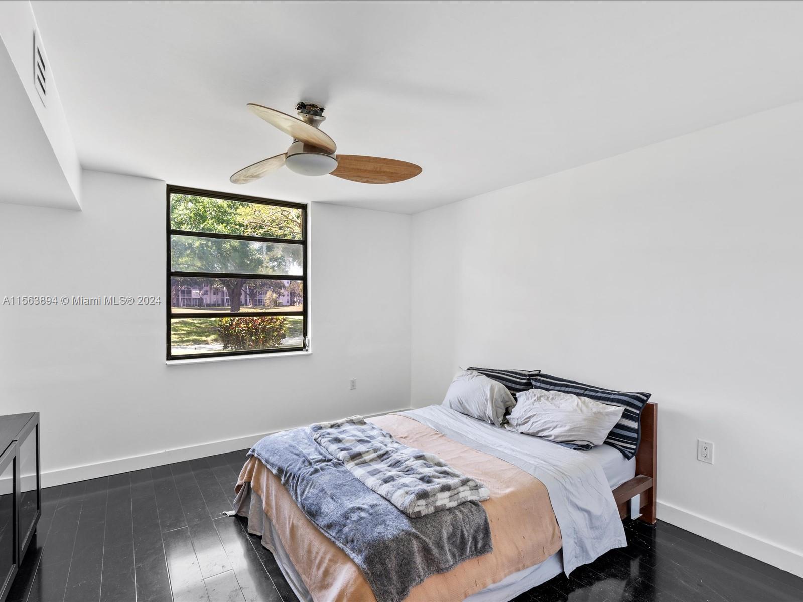 1709 Whitehall Dr # 102