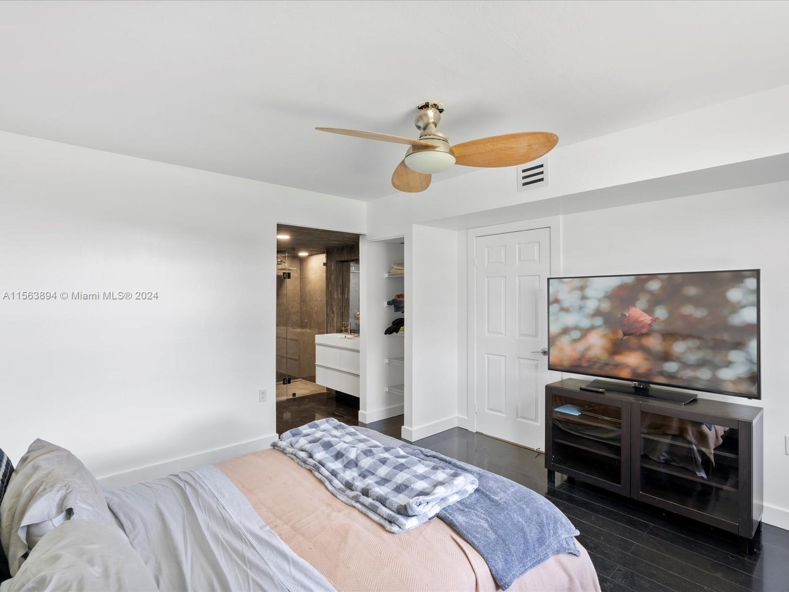 1709 Whitehall Dr # 102