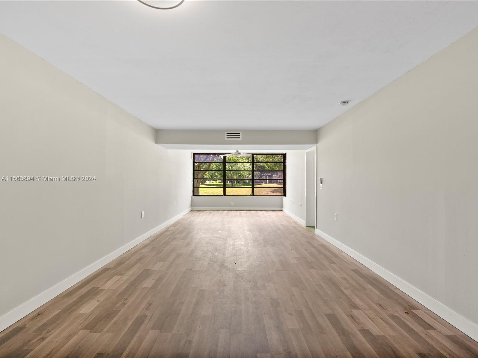 1709 Whitehall Dr # 102