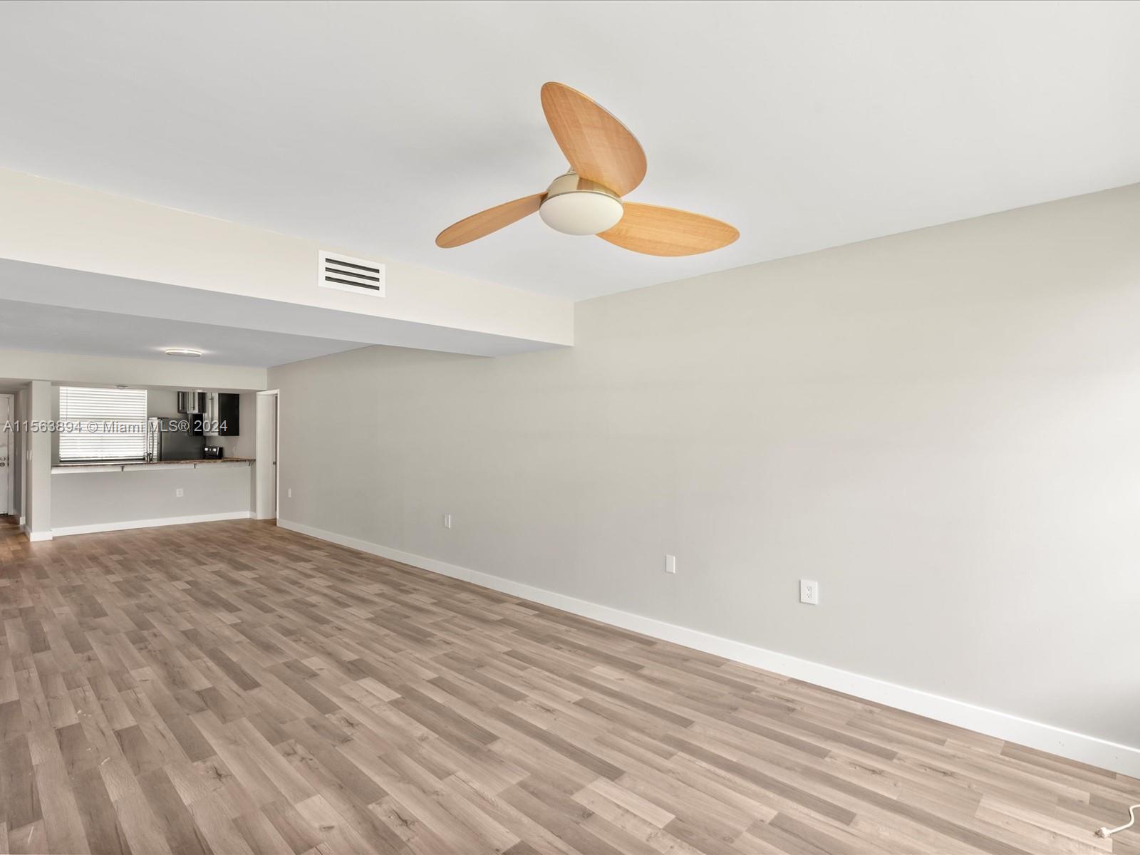 1709 Whitehall Dr # 102