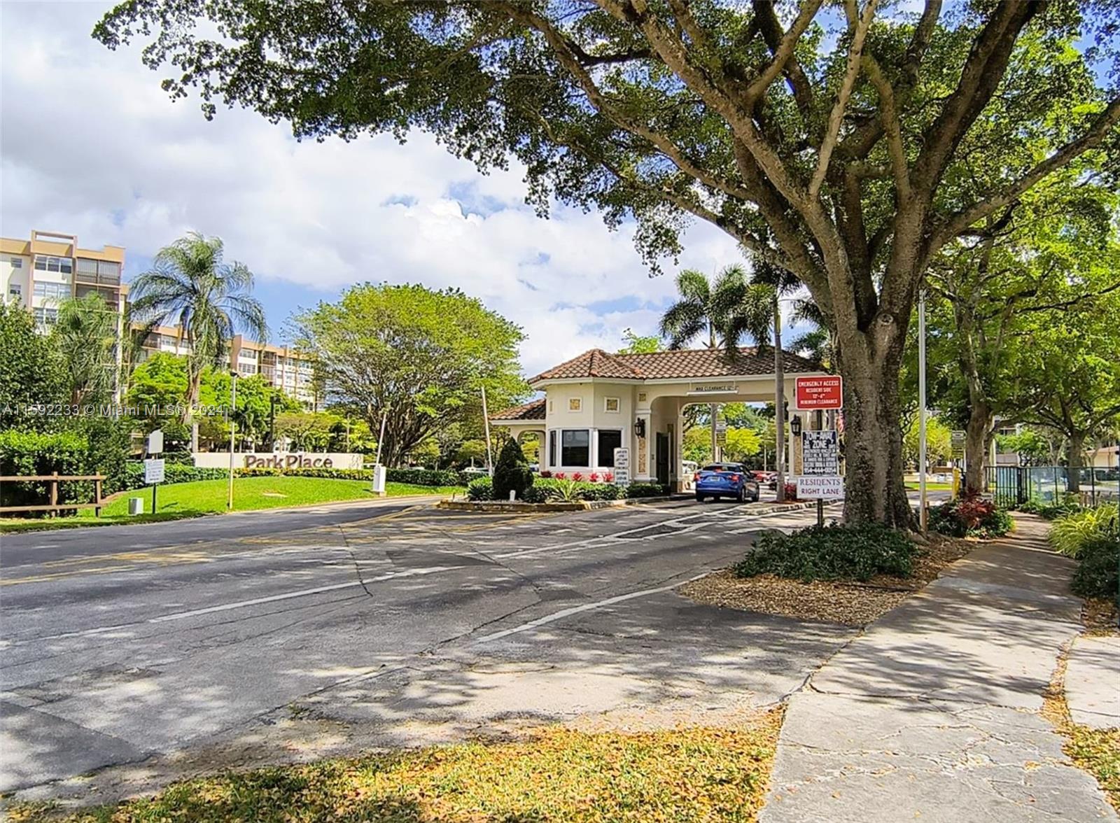 1200 Saint Charles Pl # 214