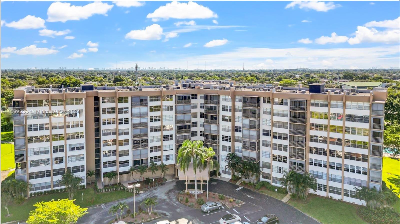 1200 Saint Charles Pl # 214