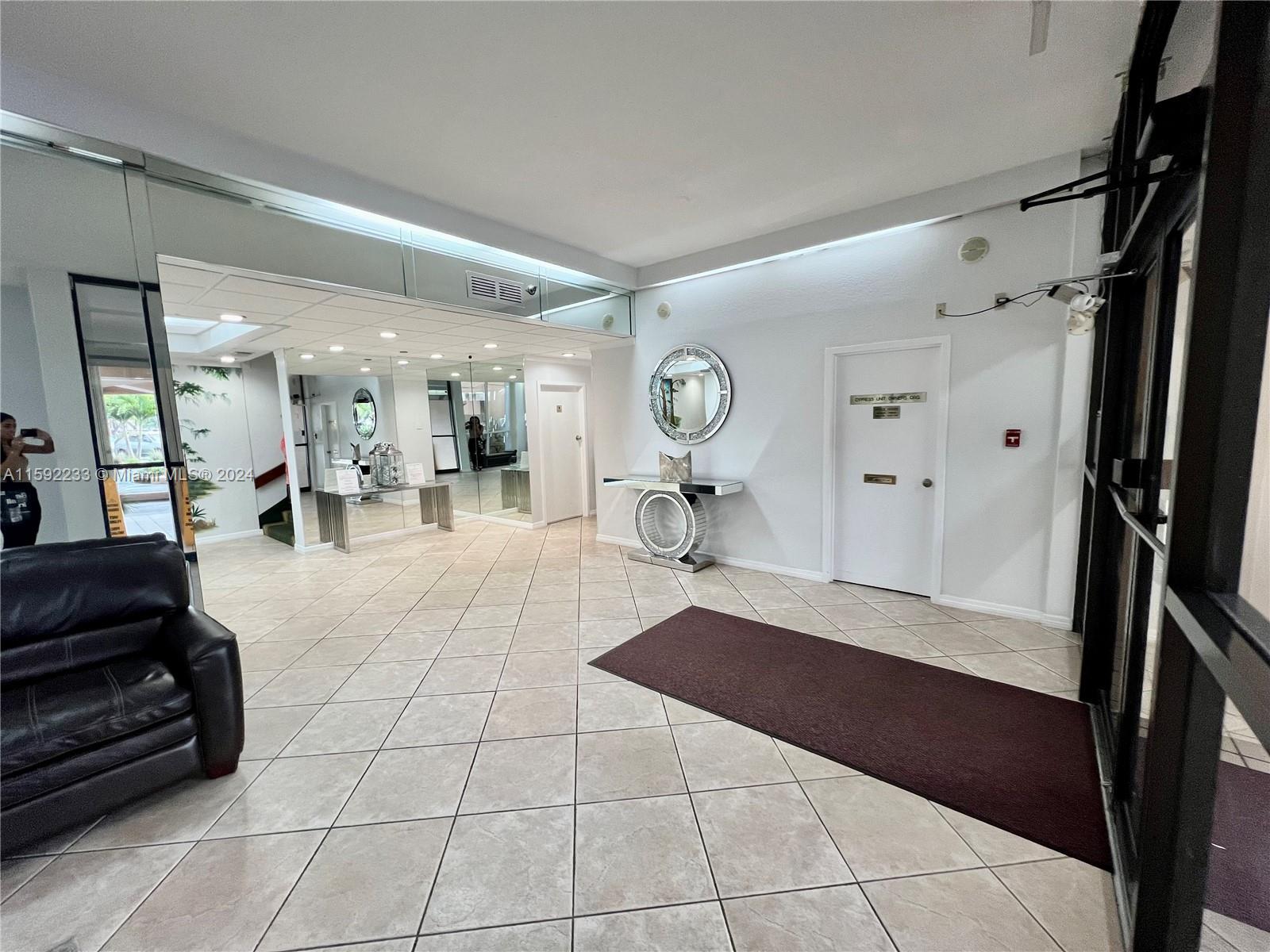 1200 Saint Charles Pl # 214