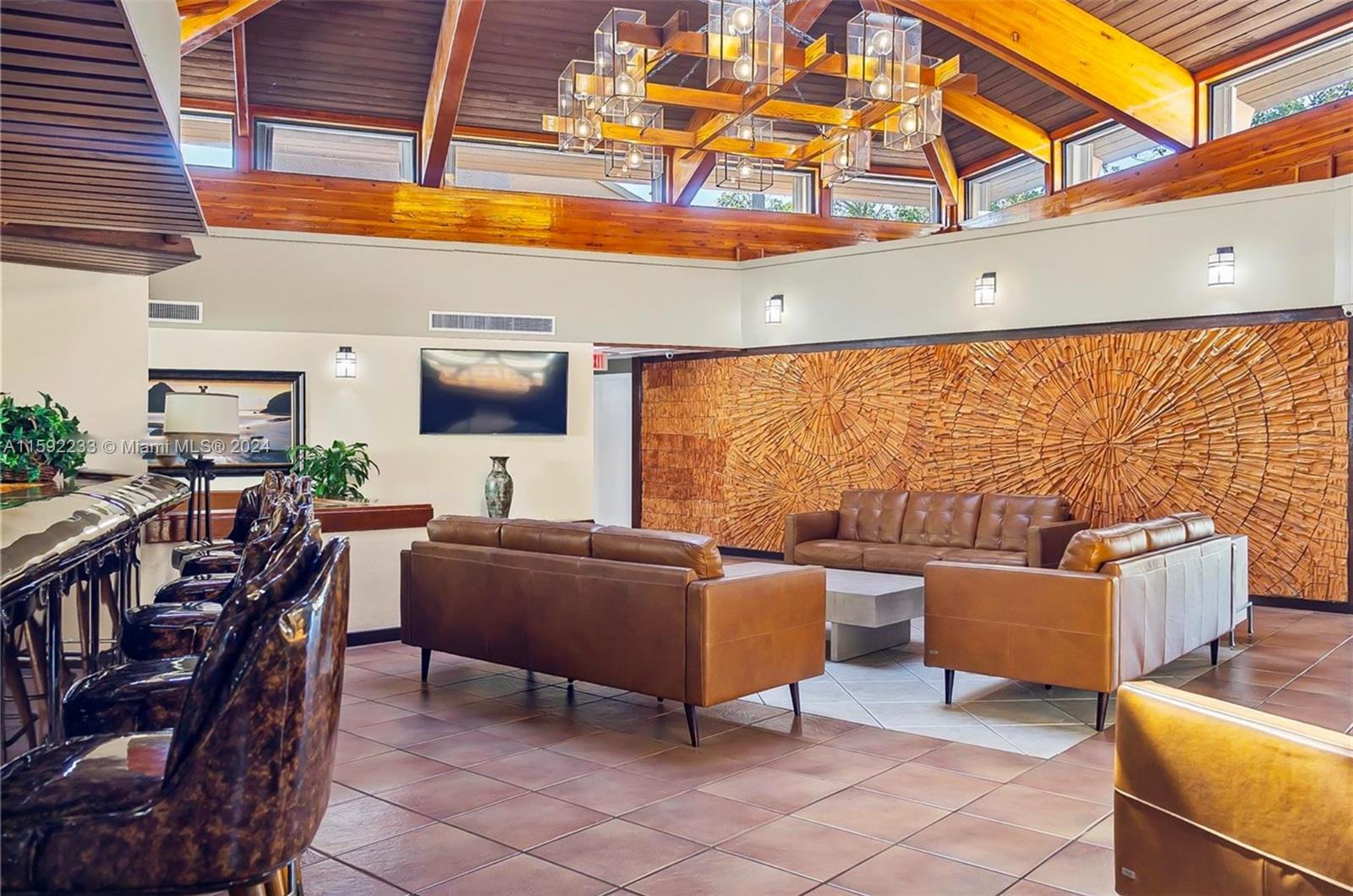 1200 Saint Charles Pl # 214