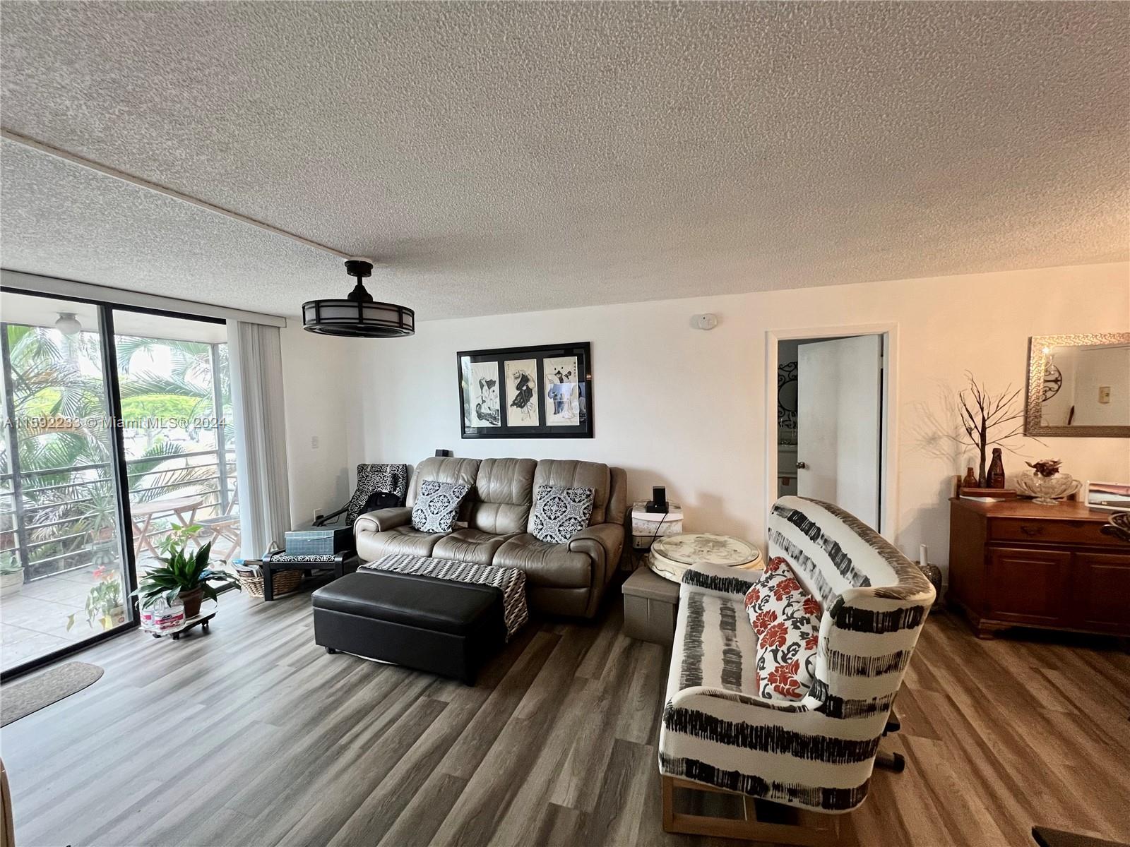 1200 Saint Charles Pl # 214