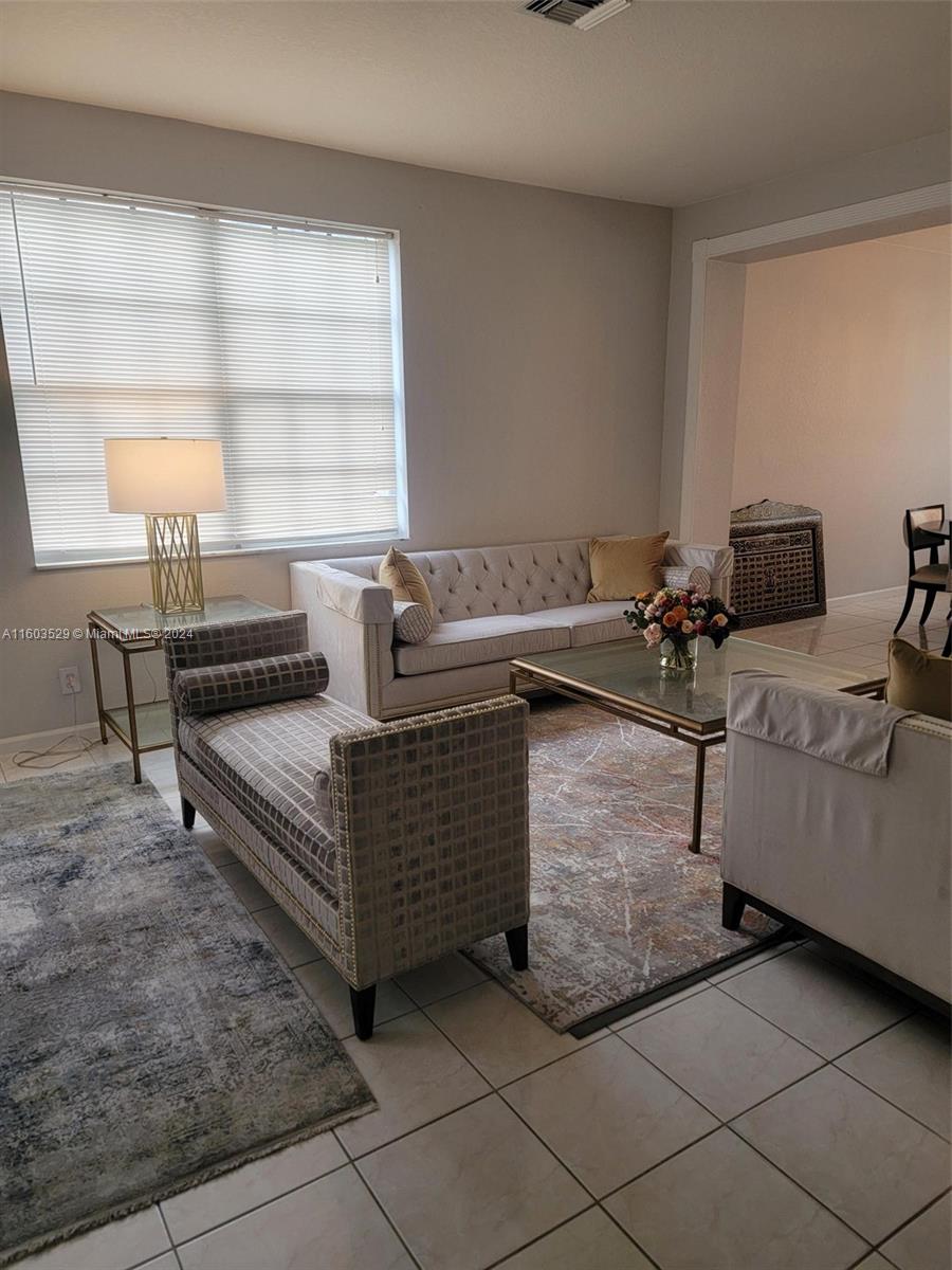 1113 Fairfield Meadows Dr