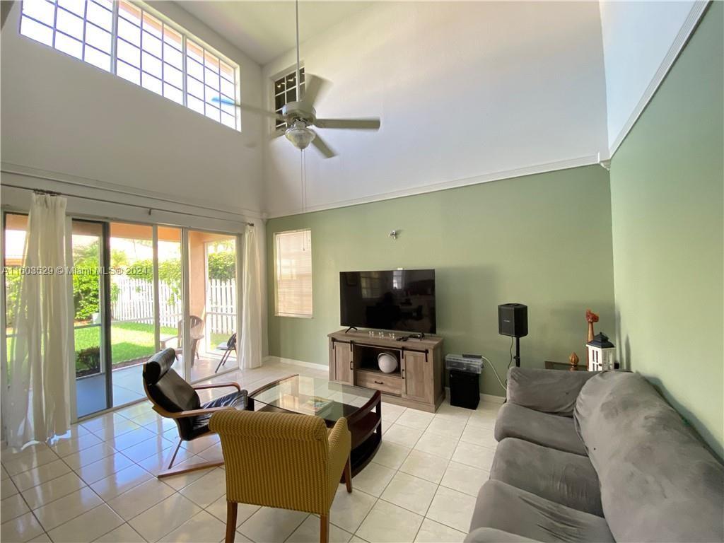 1113 Fairfield Meadows Dr