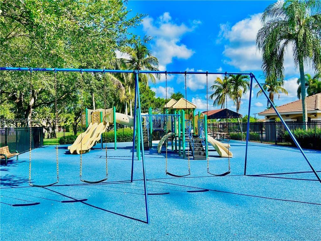 1113 Fairfield Meadows Dr