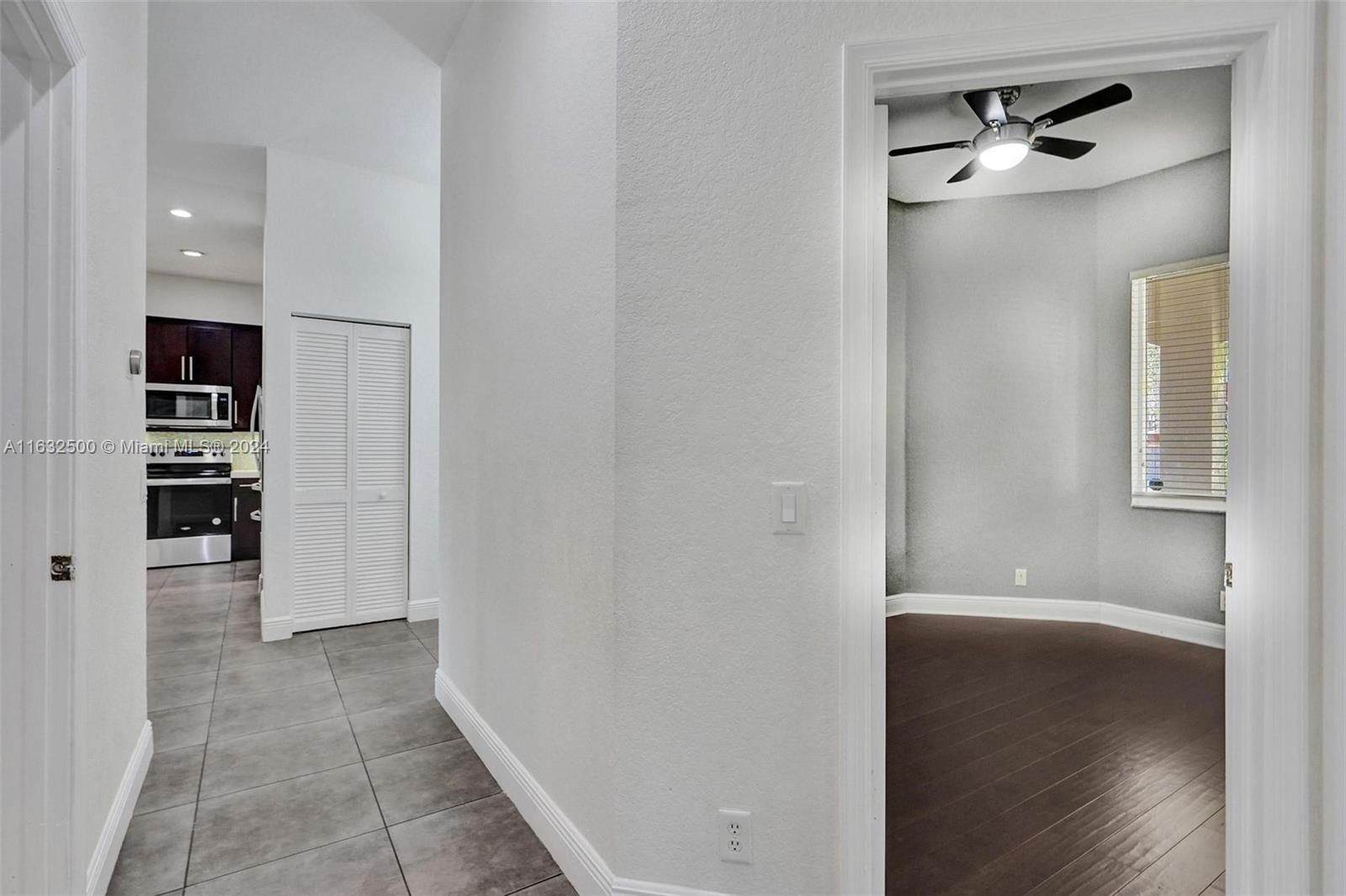 760 Tulip Cir