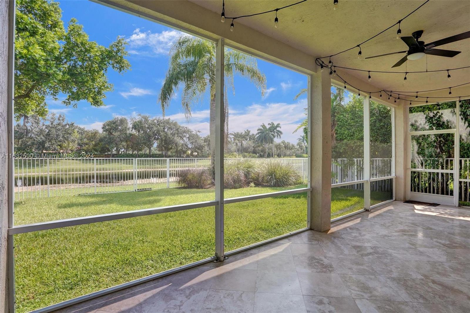 760 Tulip Cir