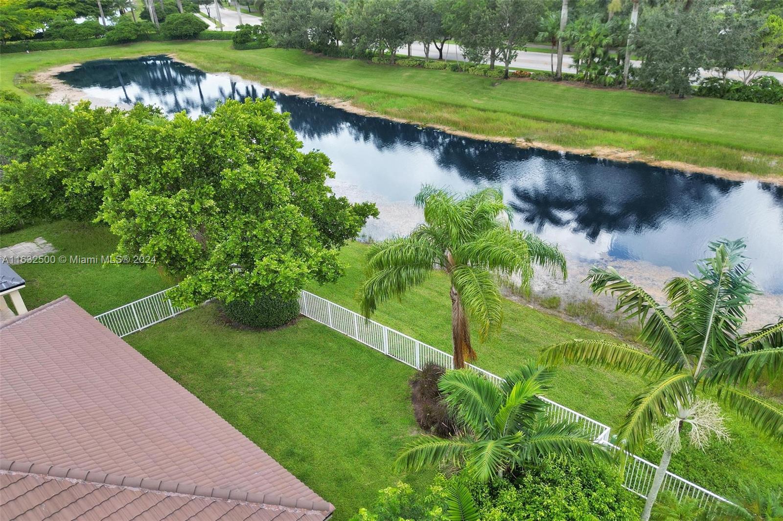 760 Tulip Cir