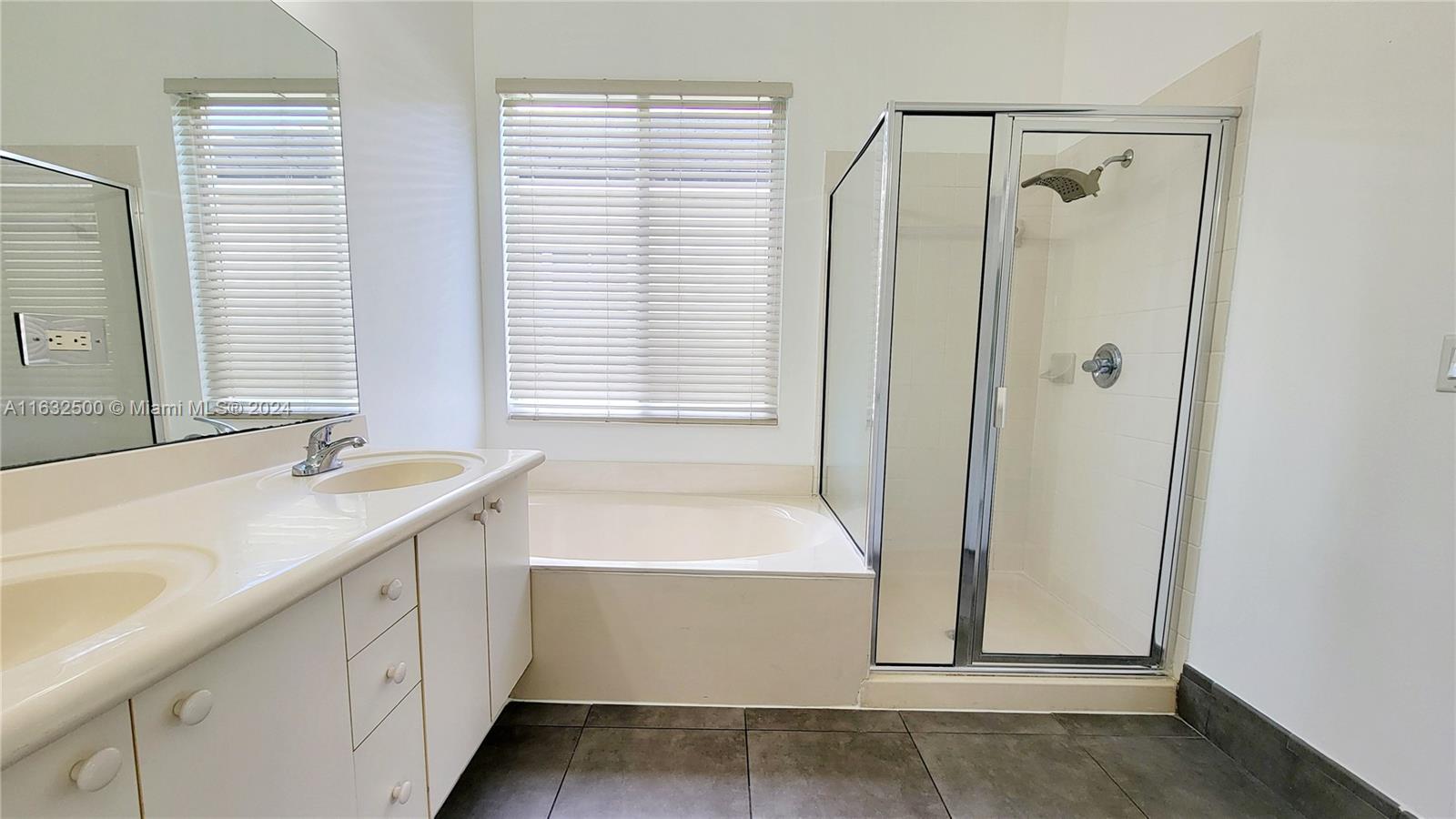 760 Tulip Cir