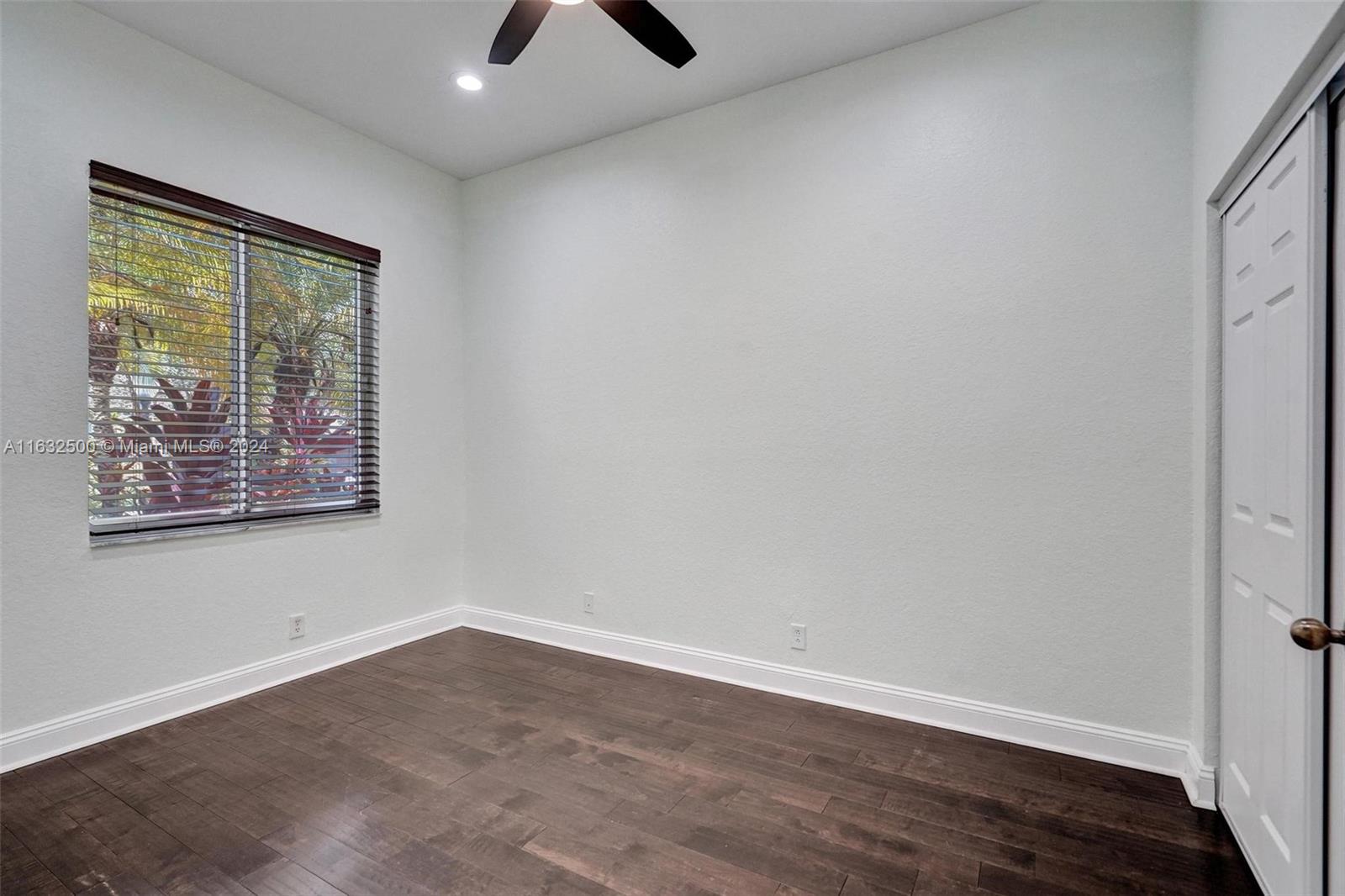 760 Tulip Cir