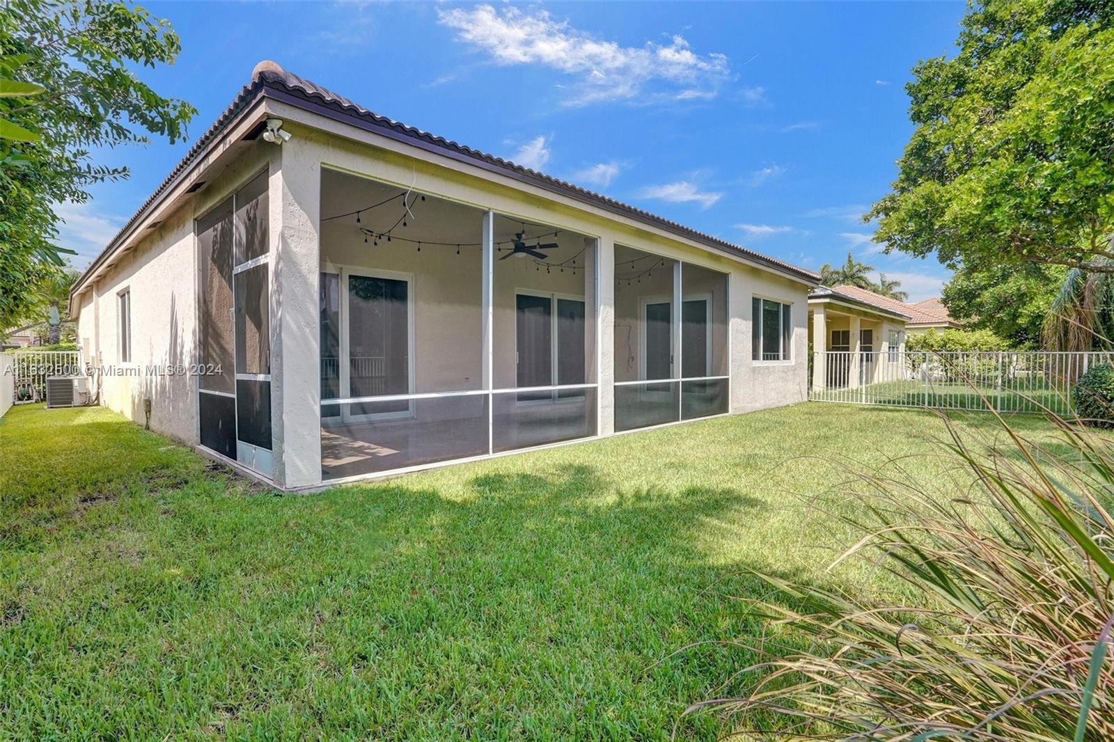760 Tulip Cir