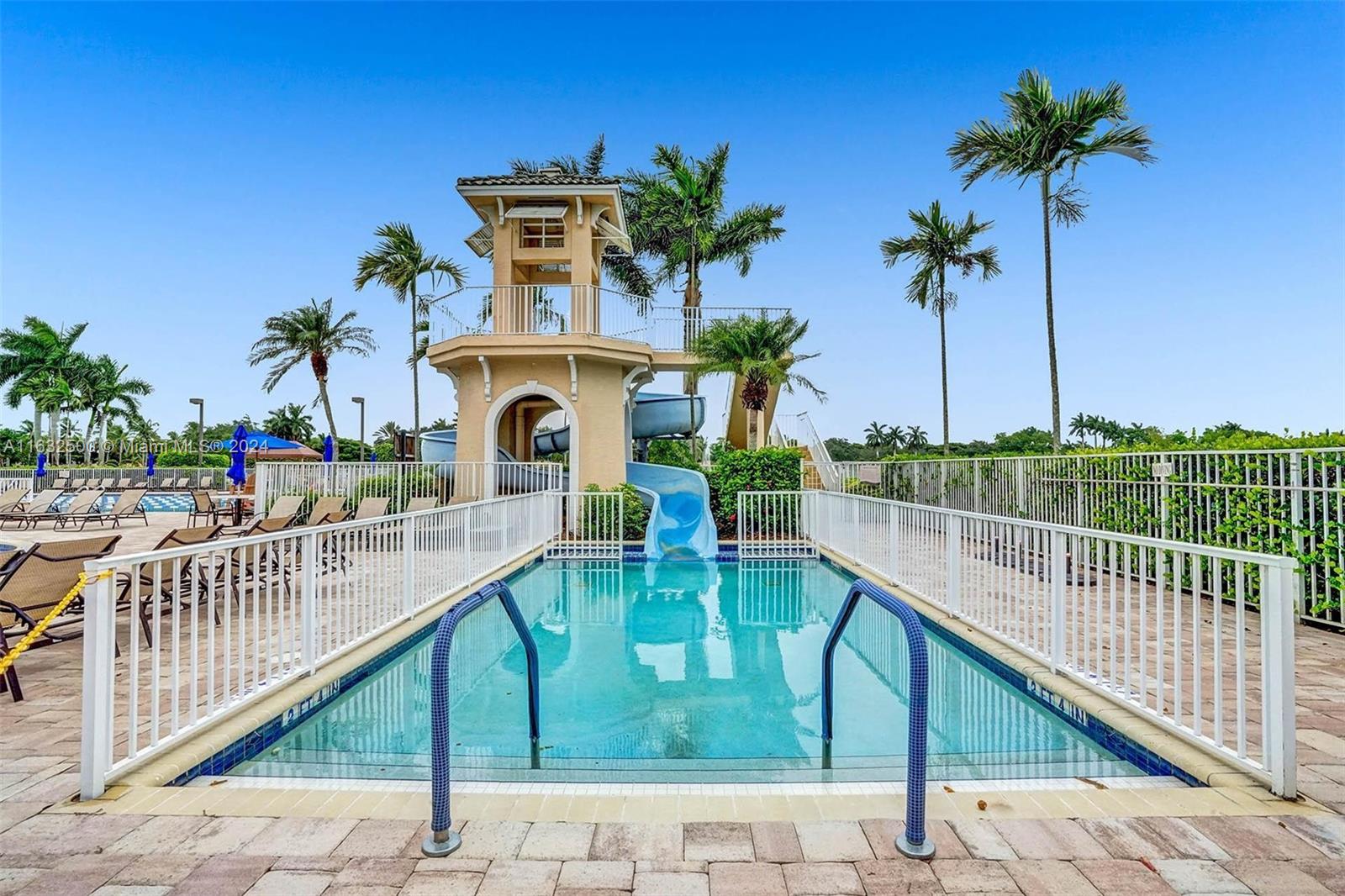 760 Tulip Cir