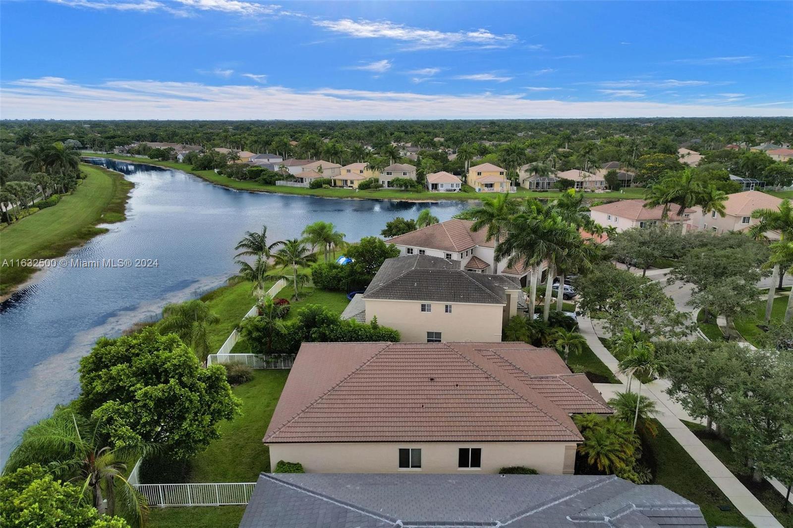 760 Tulip Cir