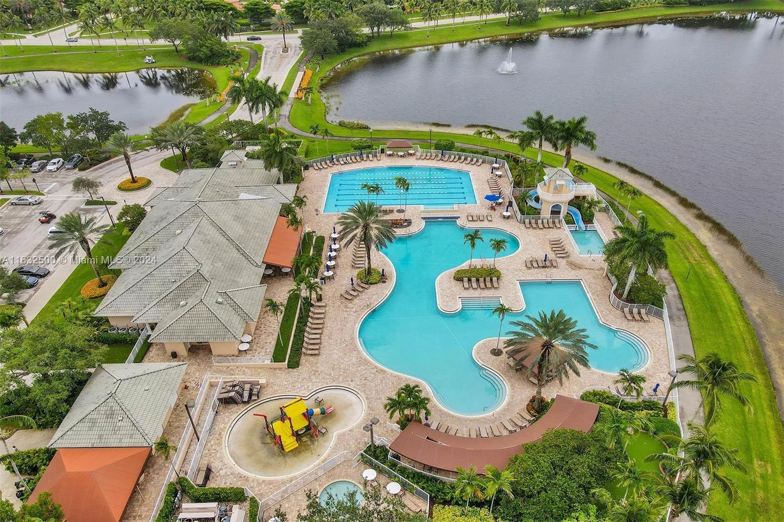760 Tulip Cir