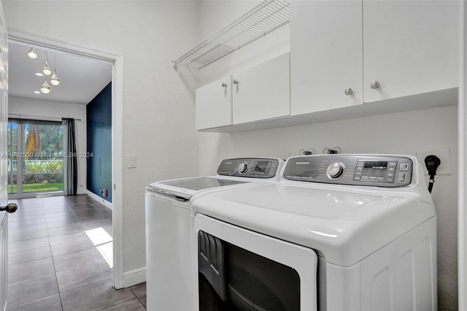 760 Tulip Cir