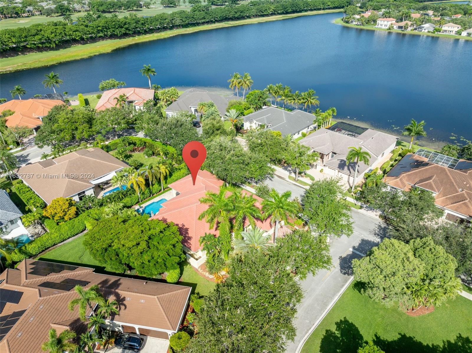1562 Island Way