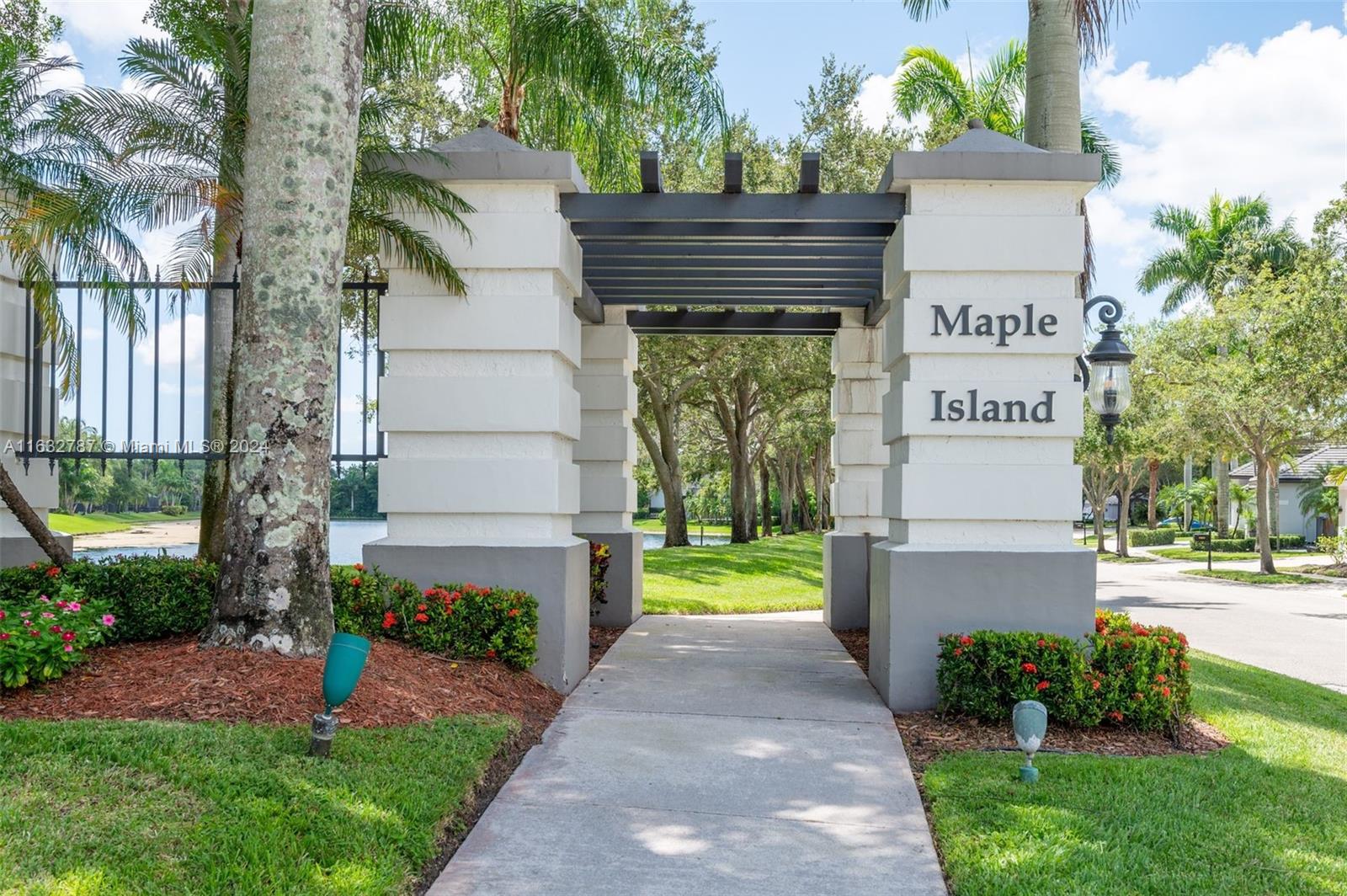 1562 Island Way