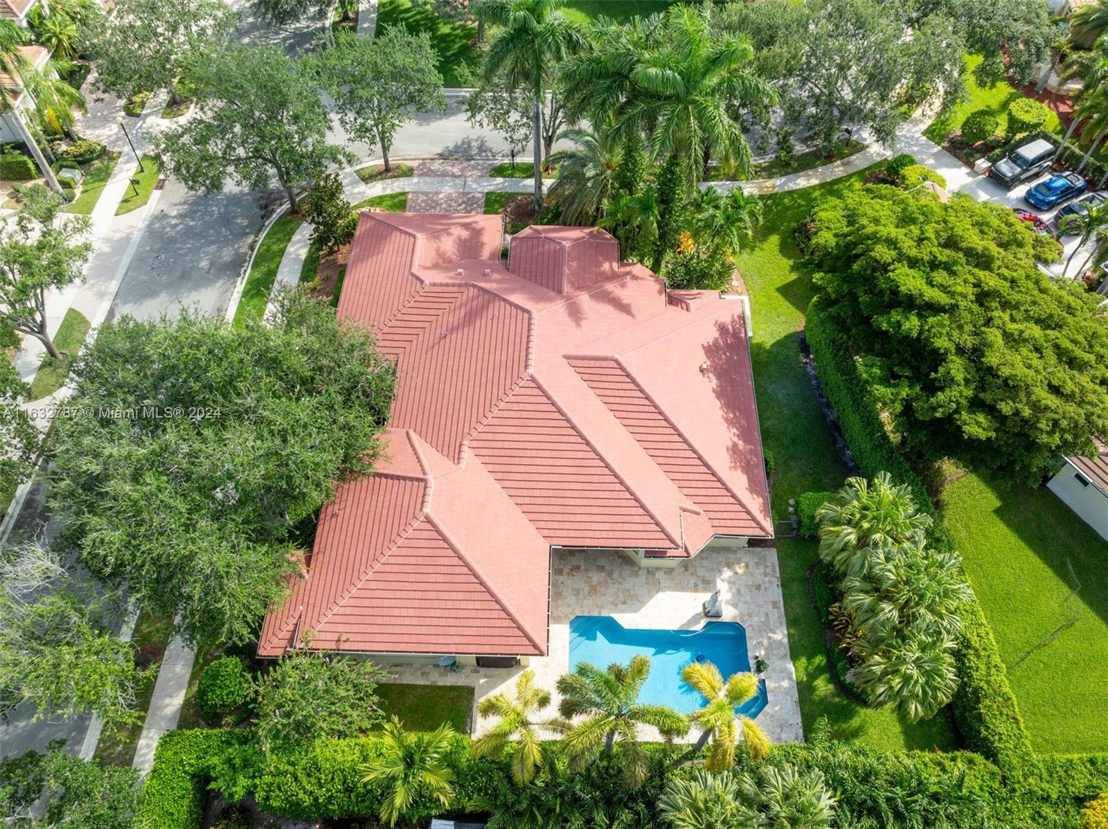 1562 Island Way