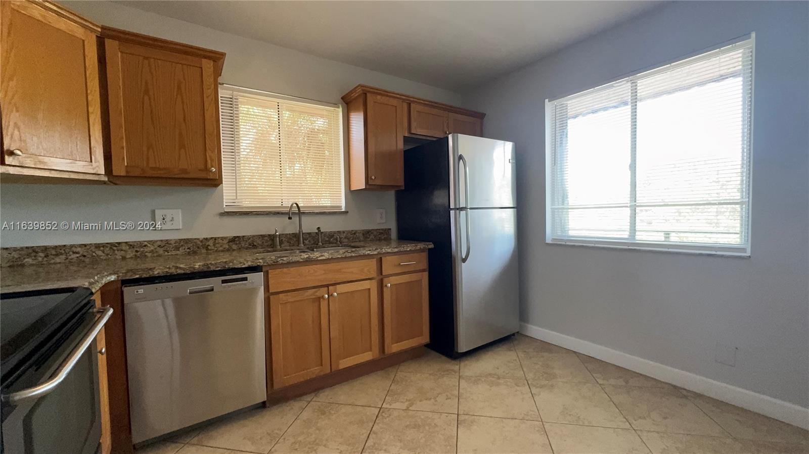 209 Lakeview Dr # 202