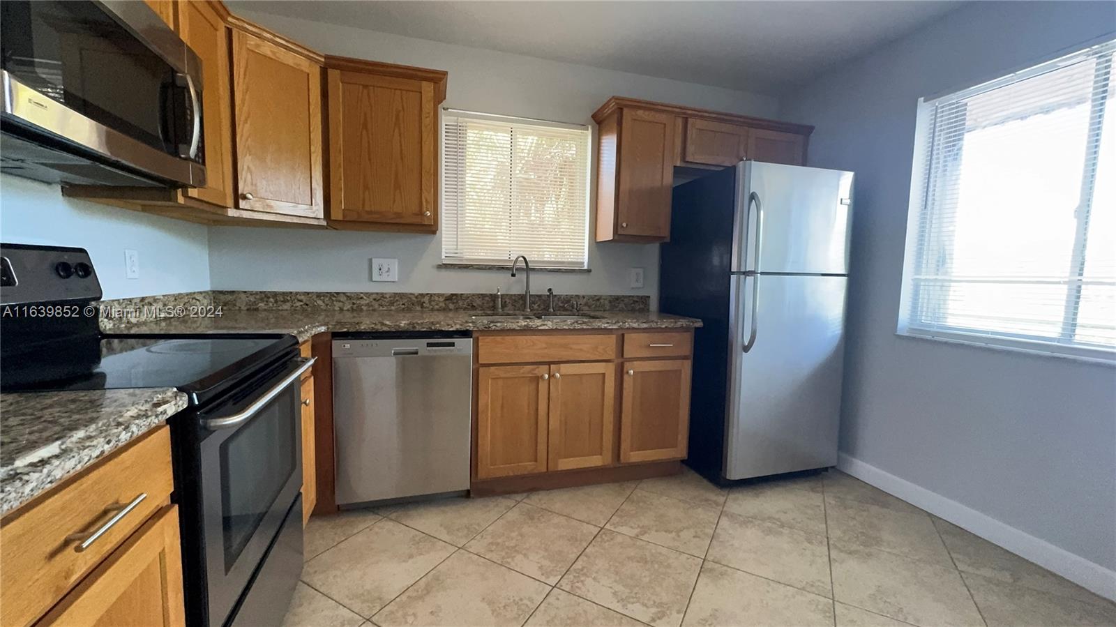 209 Lakeview Dr # 202