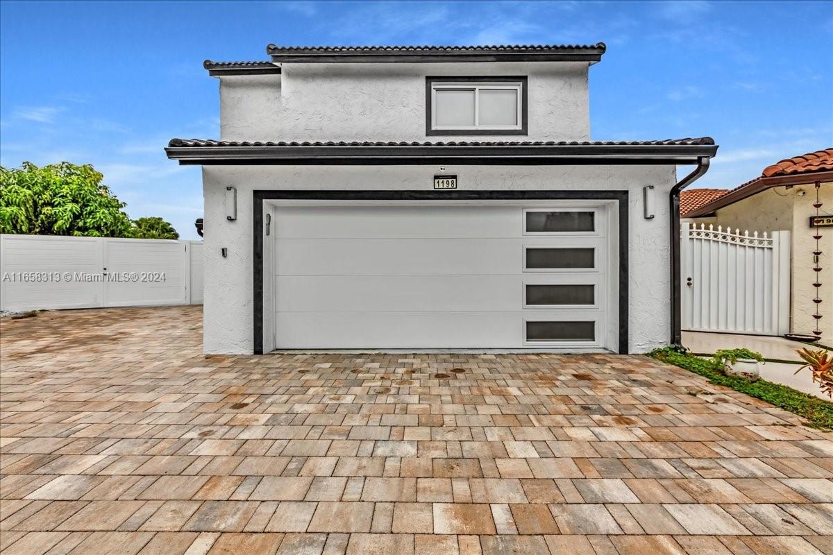 1198 SW 133rd Place Cir