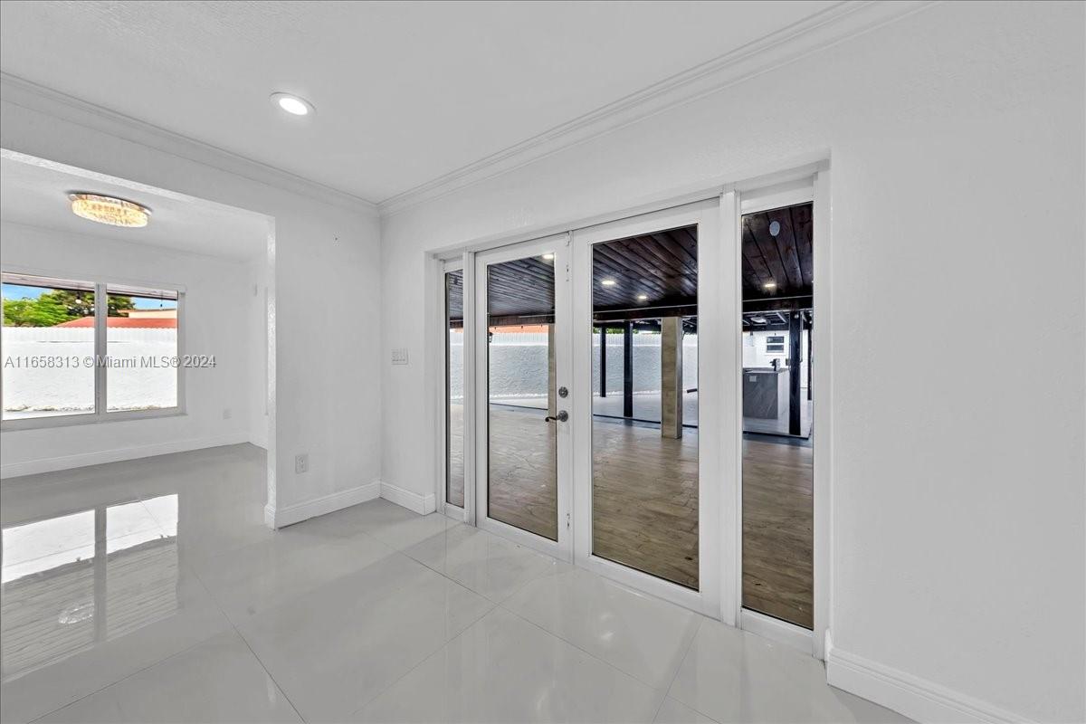 1198 SW 133rd Place Cir