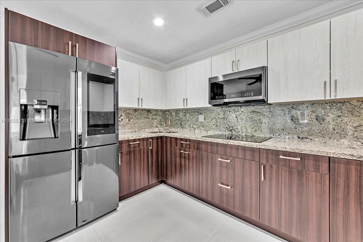 1198 SW 133rd Place Cir