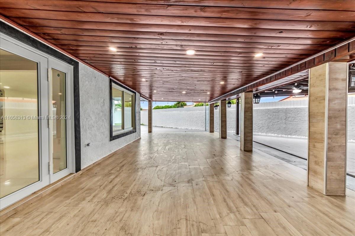 1198 SW 133rd Place Cir