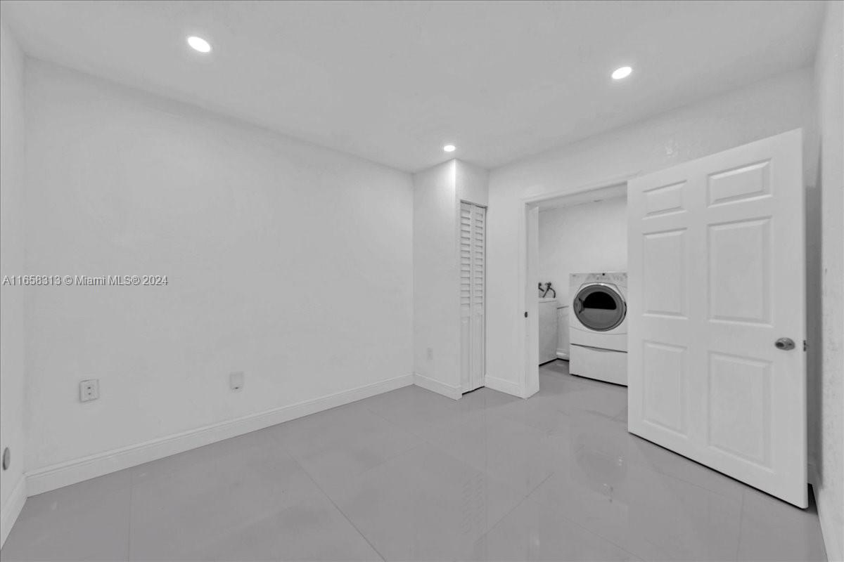 1198 SW 133rd Place Cir