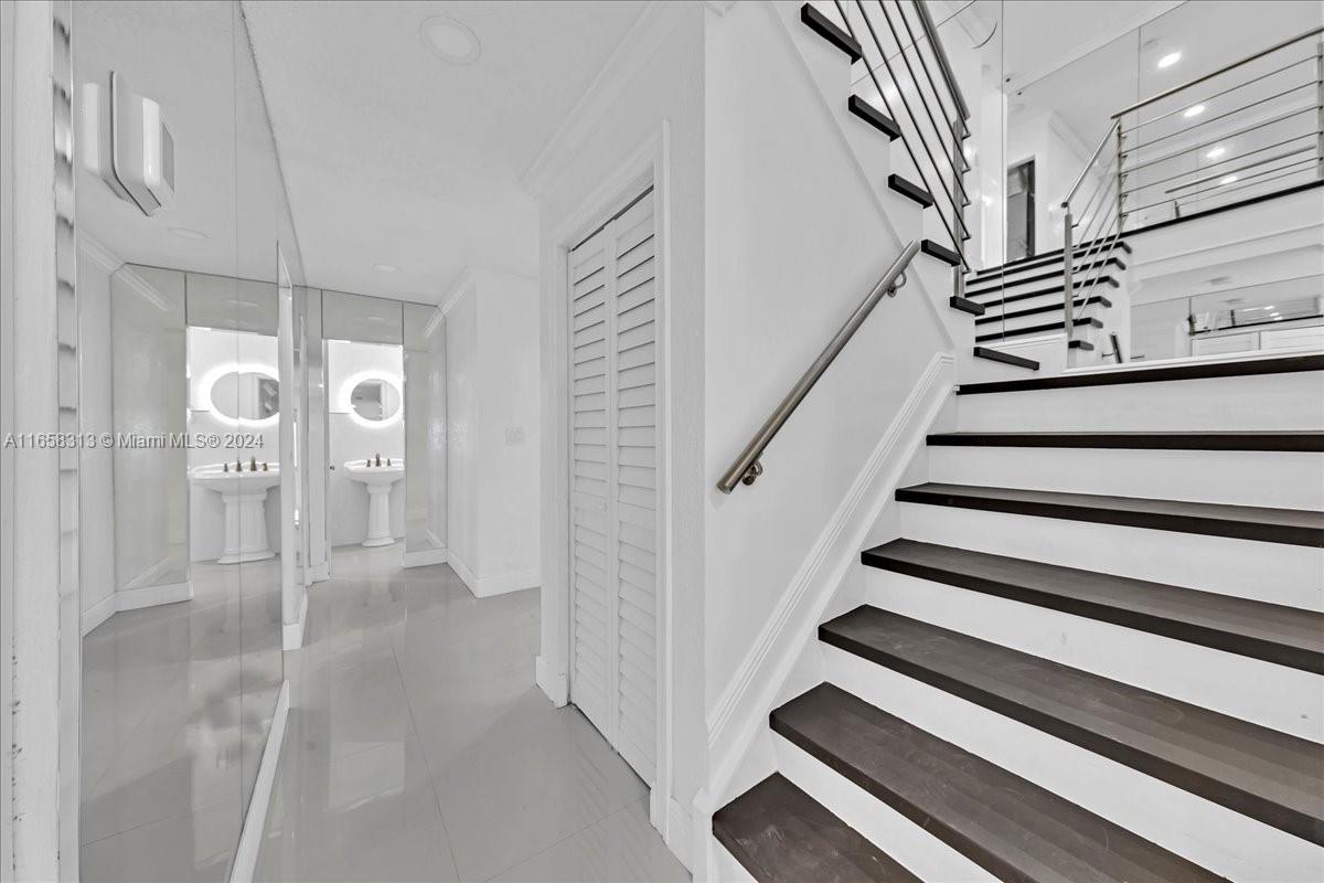 1198 SW 133rd Place Cir