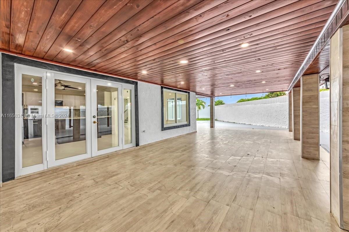 1198 SW 133rd Place Cir