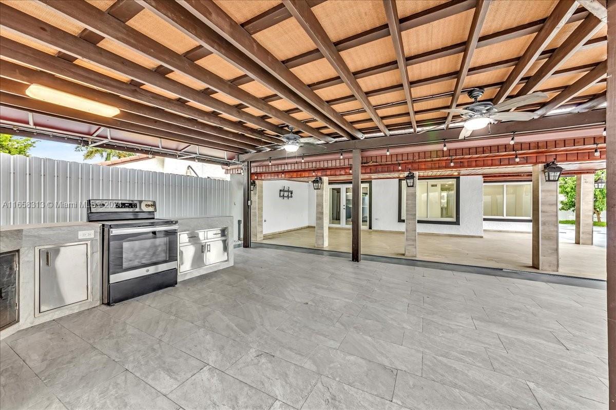 1198 SW 133rd Place Cir