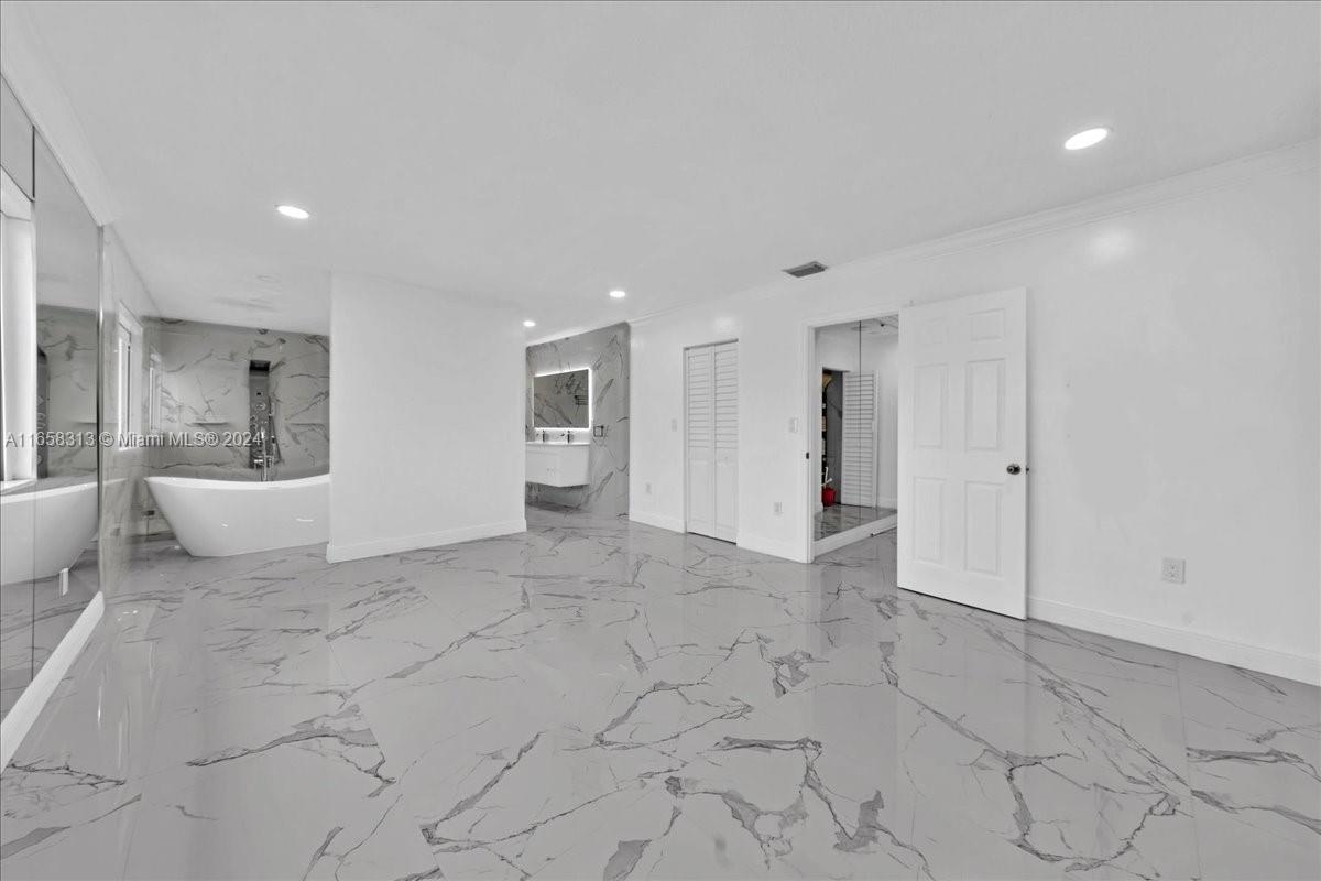 1198 SW 133rd Place Cir