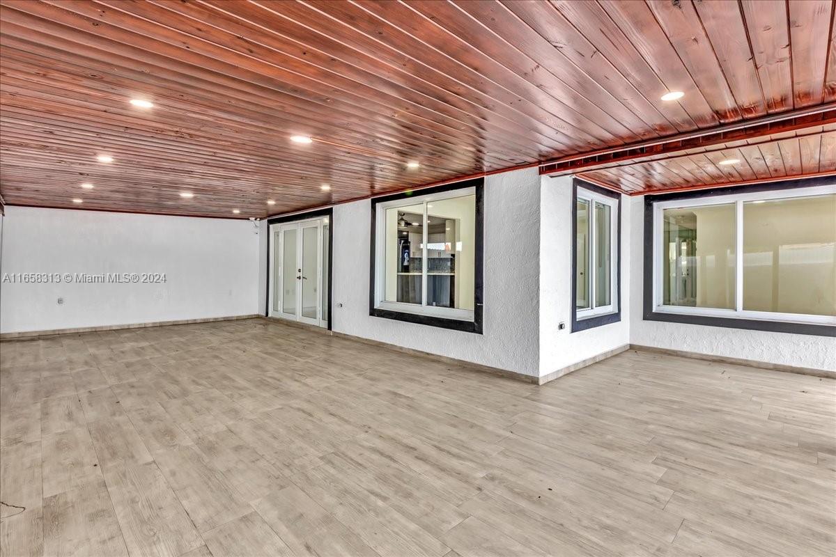 1198 SW 133rd Place Cir